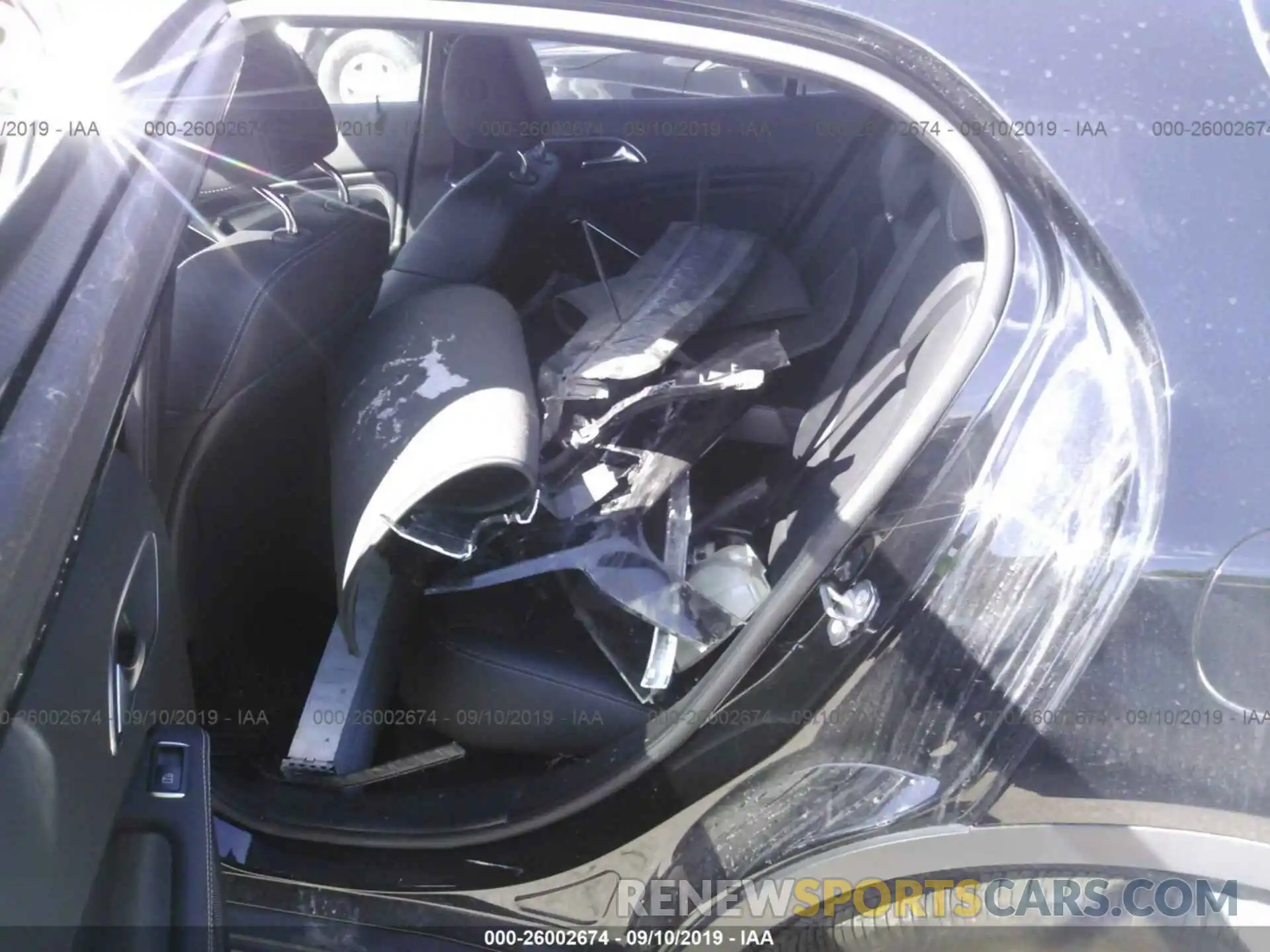 8 Photograph of a damaged car WDCTG4EB6KJ574832 MERCEDES-BENZ GLA 2019