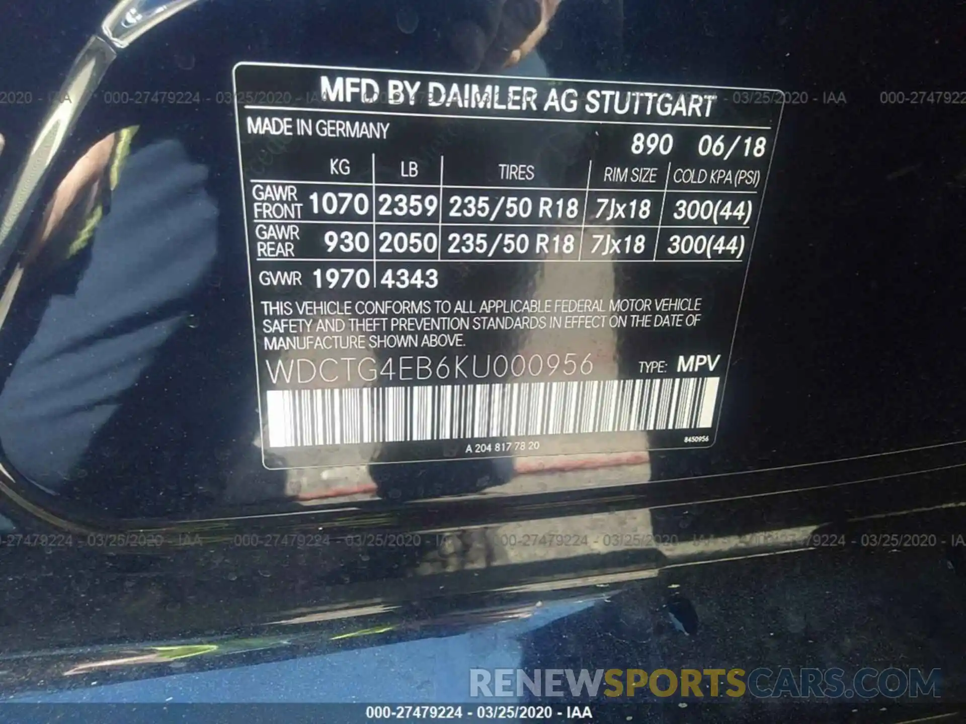 9 Photograph of a damaged car WDCTG4EB6KU000956 MERCEDES-BENZ GLA 2019