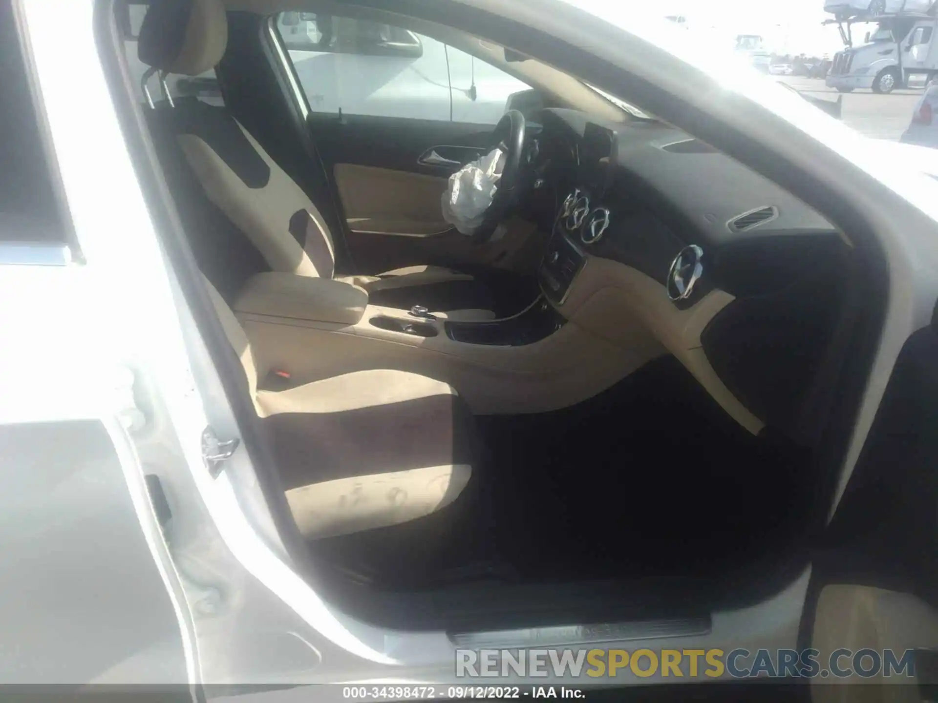 5 Photograph of a damaged car WDCTG4EB6KU005204 MERCEDES-BENZ GLA 2019