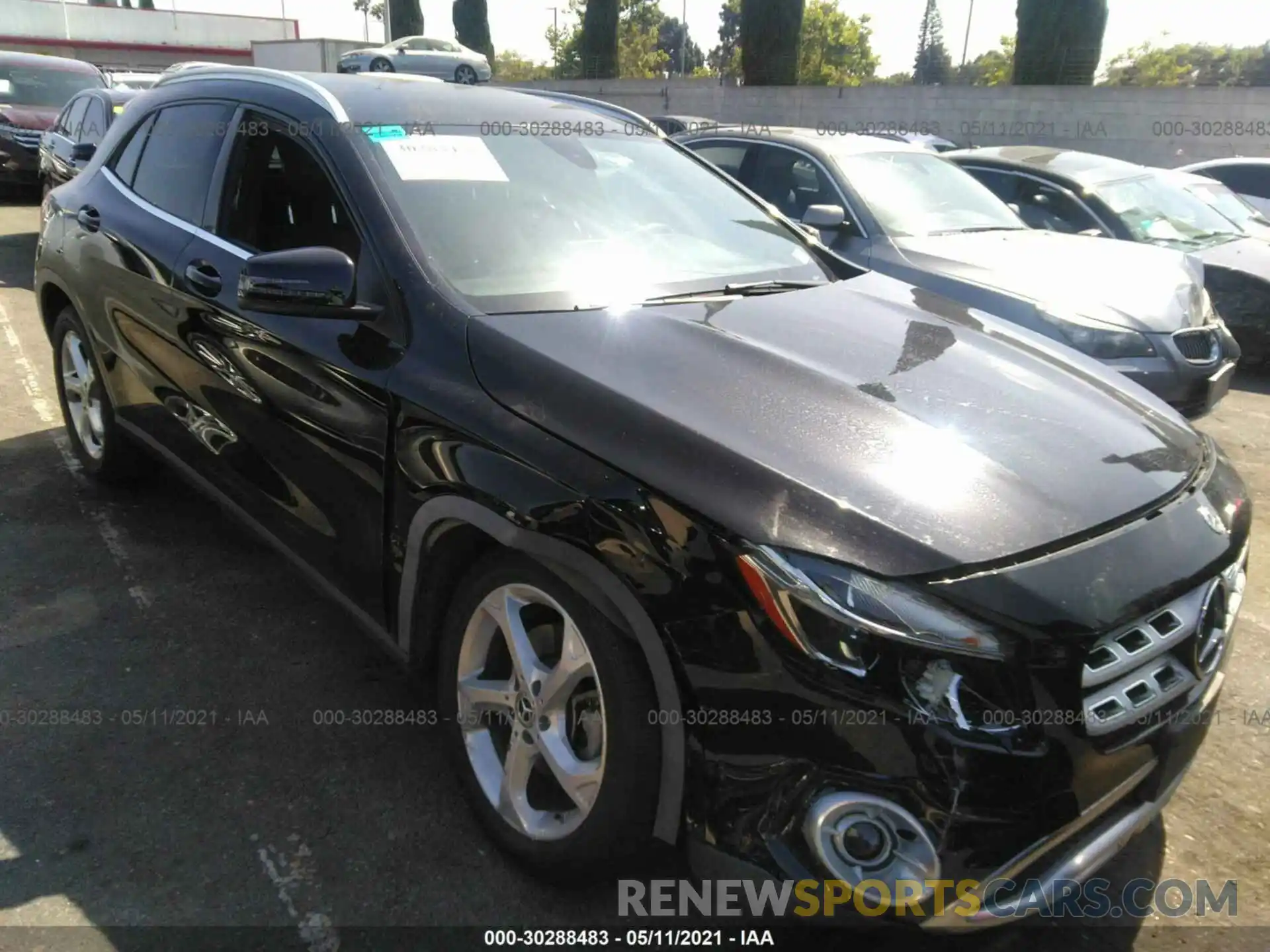 1 Photograph of a damaged car WDCTG4EB6KU008720 MERCEDES-BENZ GLA 2019