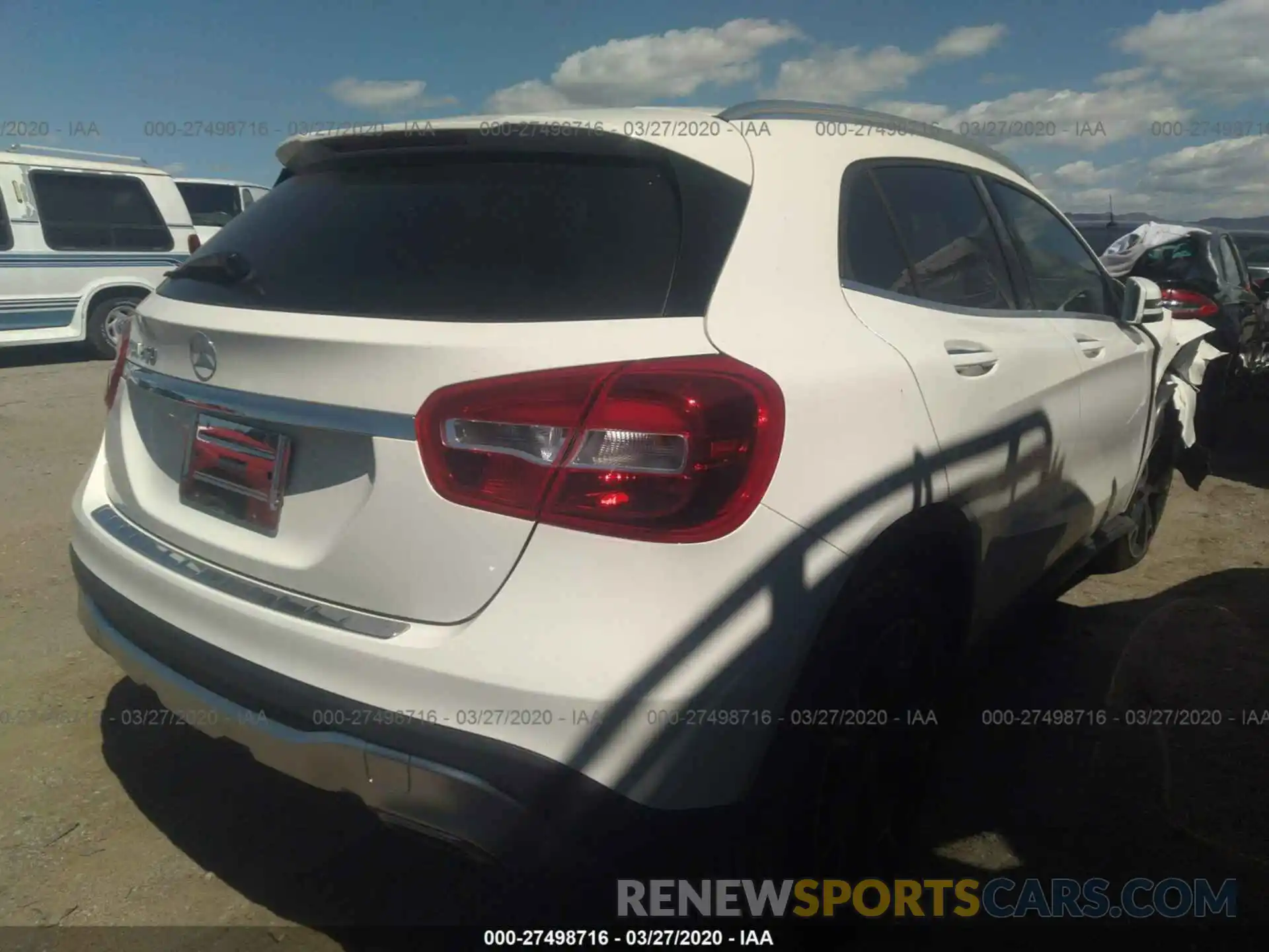 4 Фотография поврежденного автомобиля WDCTG4EB6KU009687 MERCEDES-BENZ GLA 2019