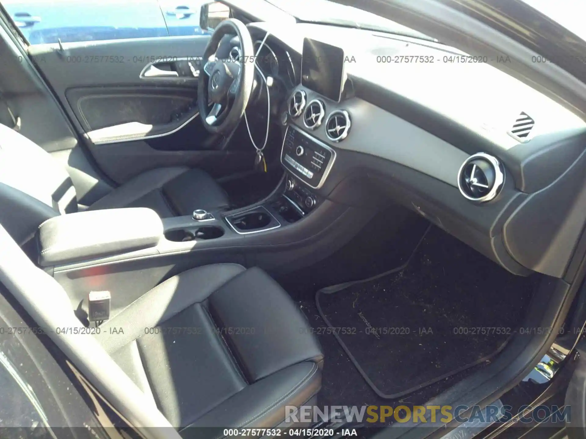 5 Photograph of a damaged car WDCTG4EB6KU014825 MERCEDES-BENZ GLA 2019