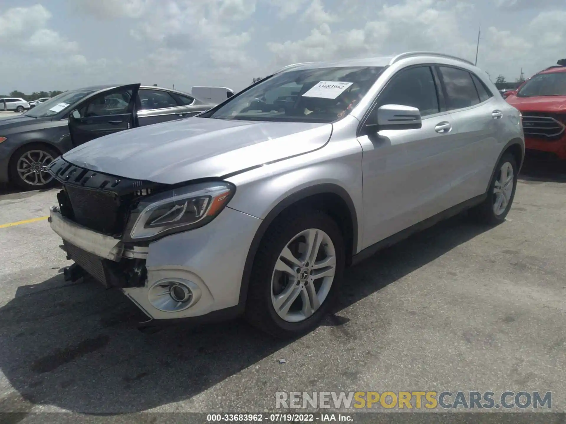 2 Photograph of a damaged car WDCTG4EB7KJ552824 MERCEDES-BENZ GLA 2019