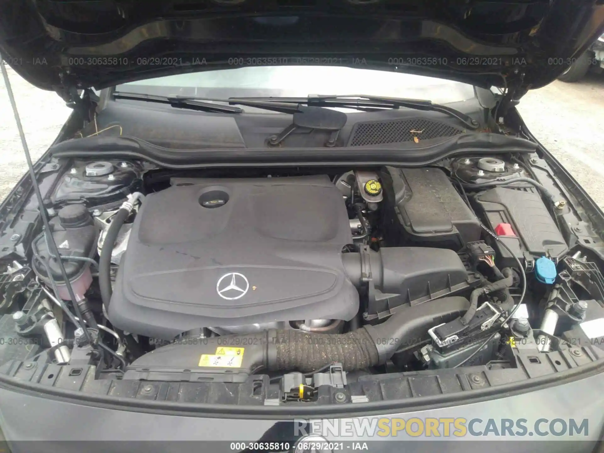 10 Photograph of a damaged car WDCTG4EB7KJ576282 MERCEDES-BENZ GLA 2019