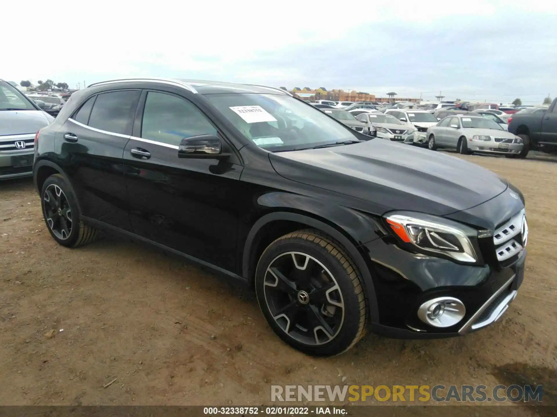 1 Фотография поврежденного автомобиля WDCTG4EB7KU003560 MERCEDES-BENZ GLA 2019