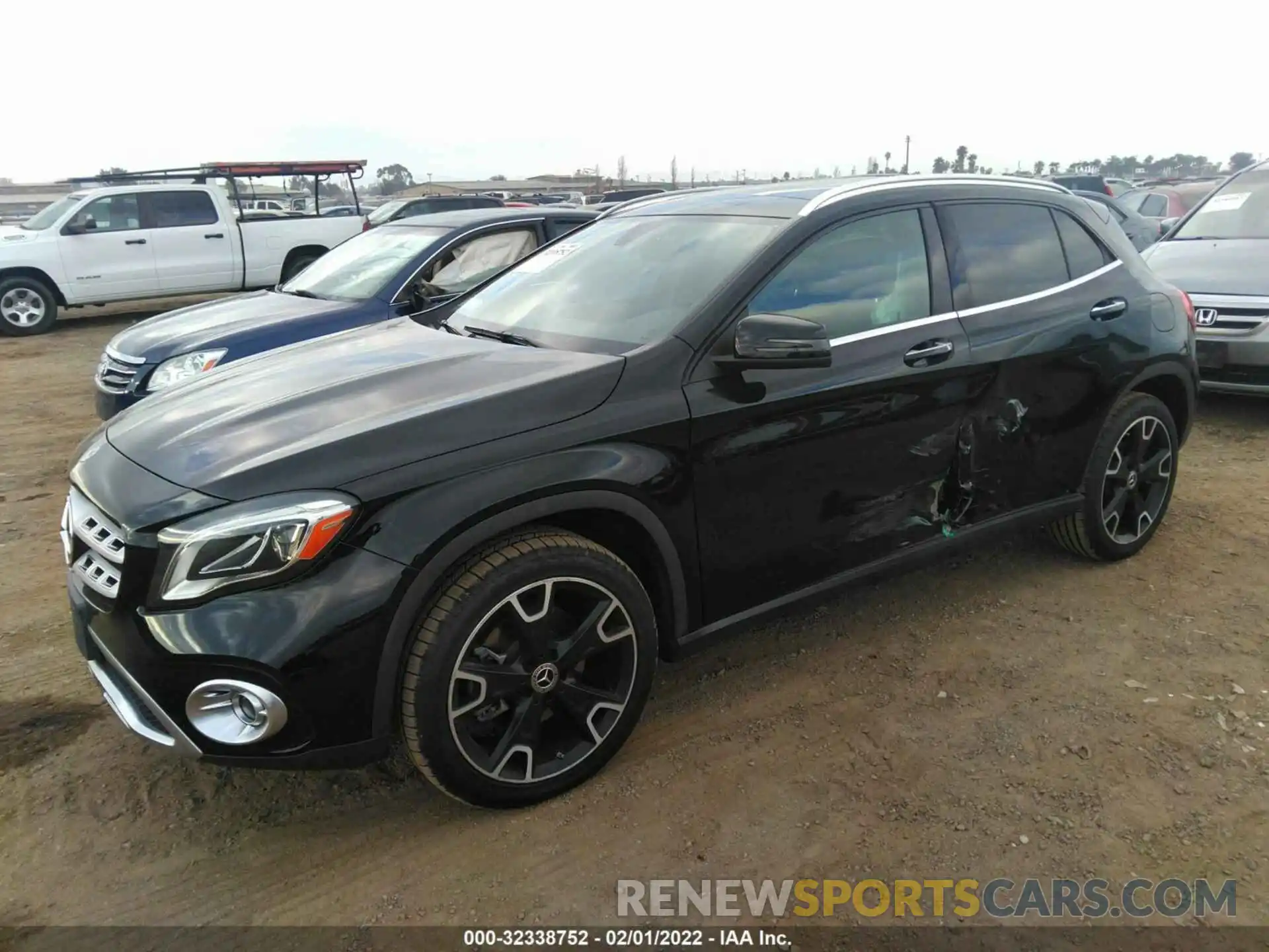 2 Фотография поврежденного автомобиля WDCTG4EB7KU003560 MERCEDES-BENZ GLA 2019