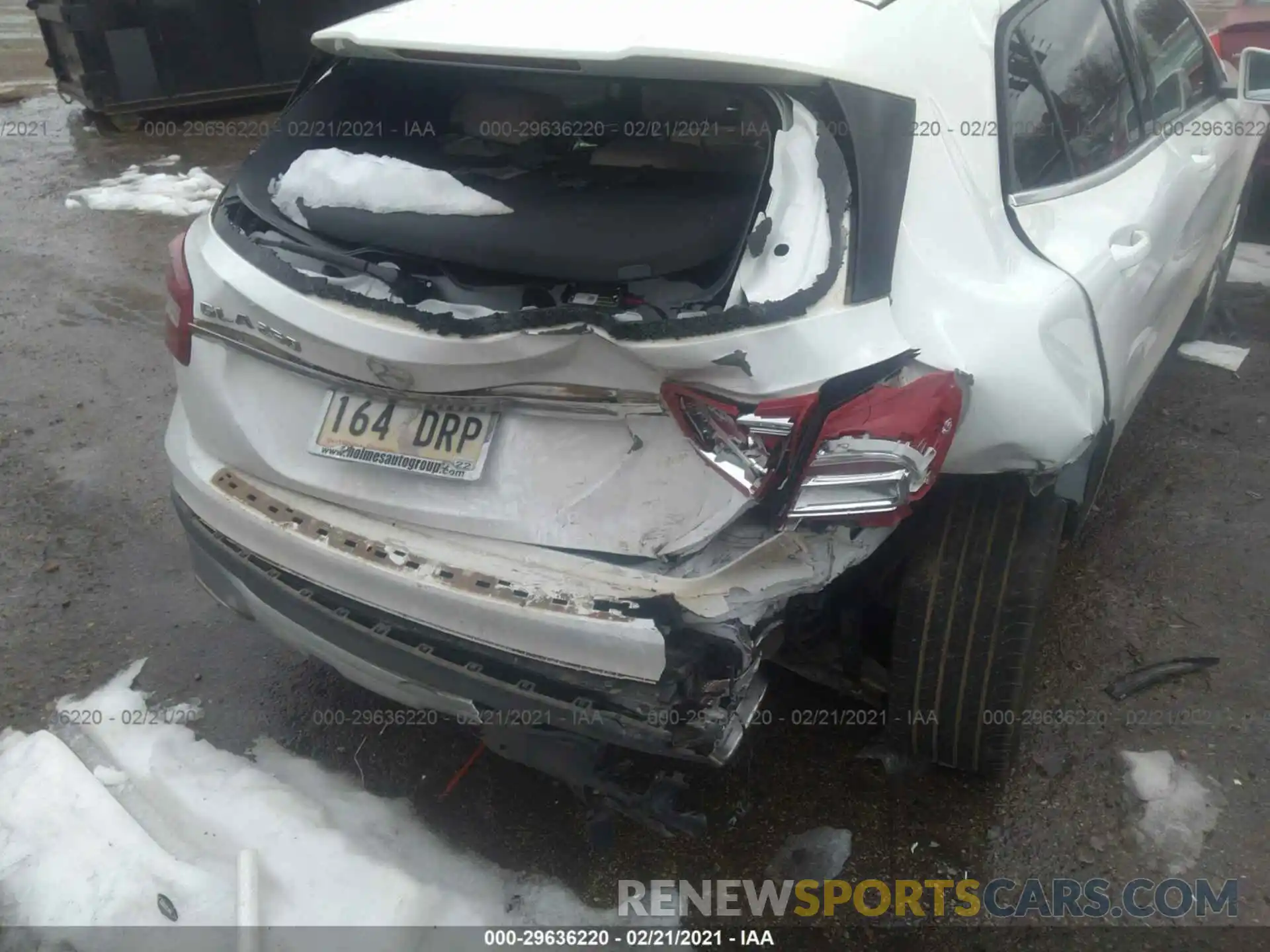6 Фотография поврежденного автомобиля WDCTG4EB7KU004594 MERCEDES-BENZ GLA 2019