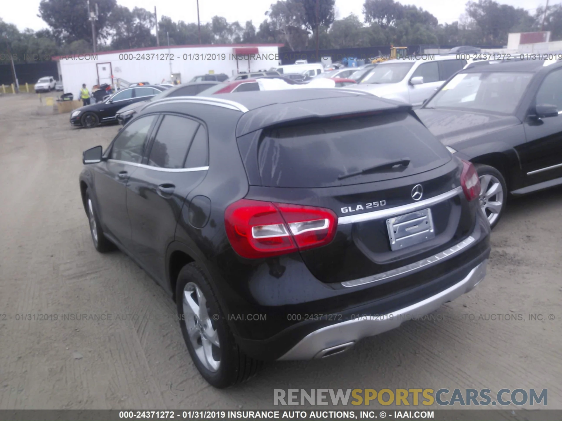 3 Photograph of a damaged car WDCTG4EB7KU005907 MERCEDES-BENZ GLA 2019