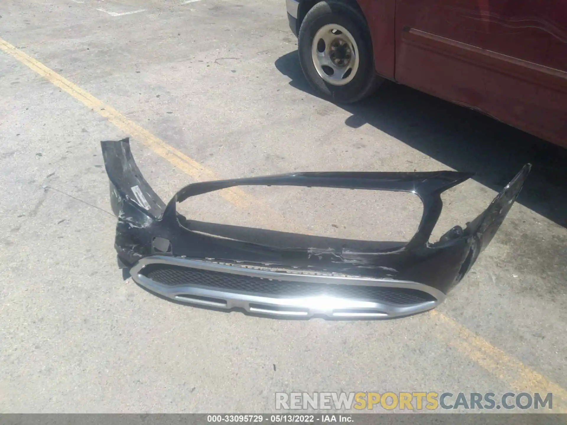 12 Photograph of a damaged car WDCTG4EB7KU015045 MERCEDES-BENZ GLA 2019