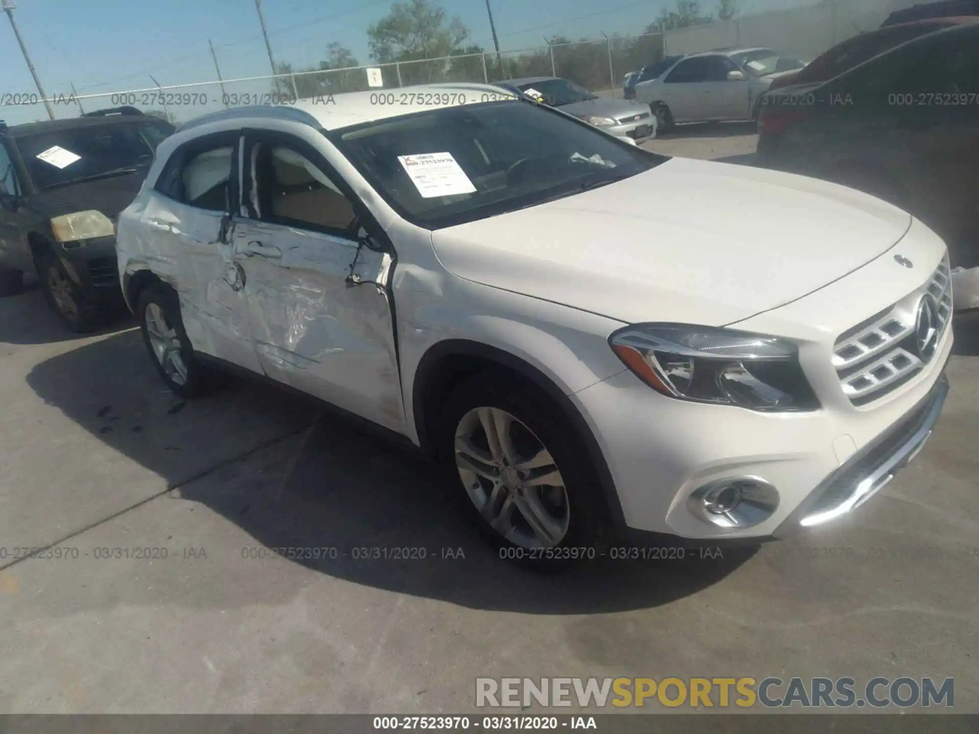 1 Photograph of a damaged car WDCTG4EB7KU016437 MERCEDES-BENZ GLA 2019