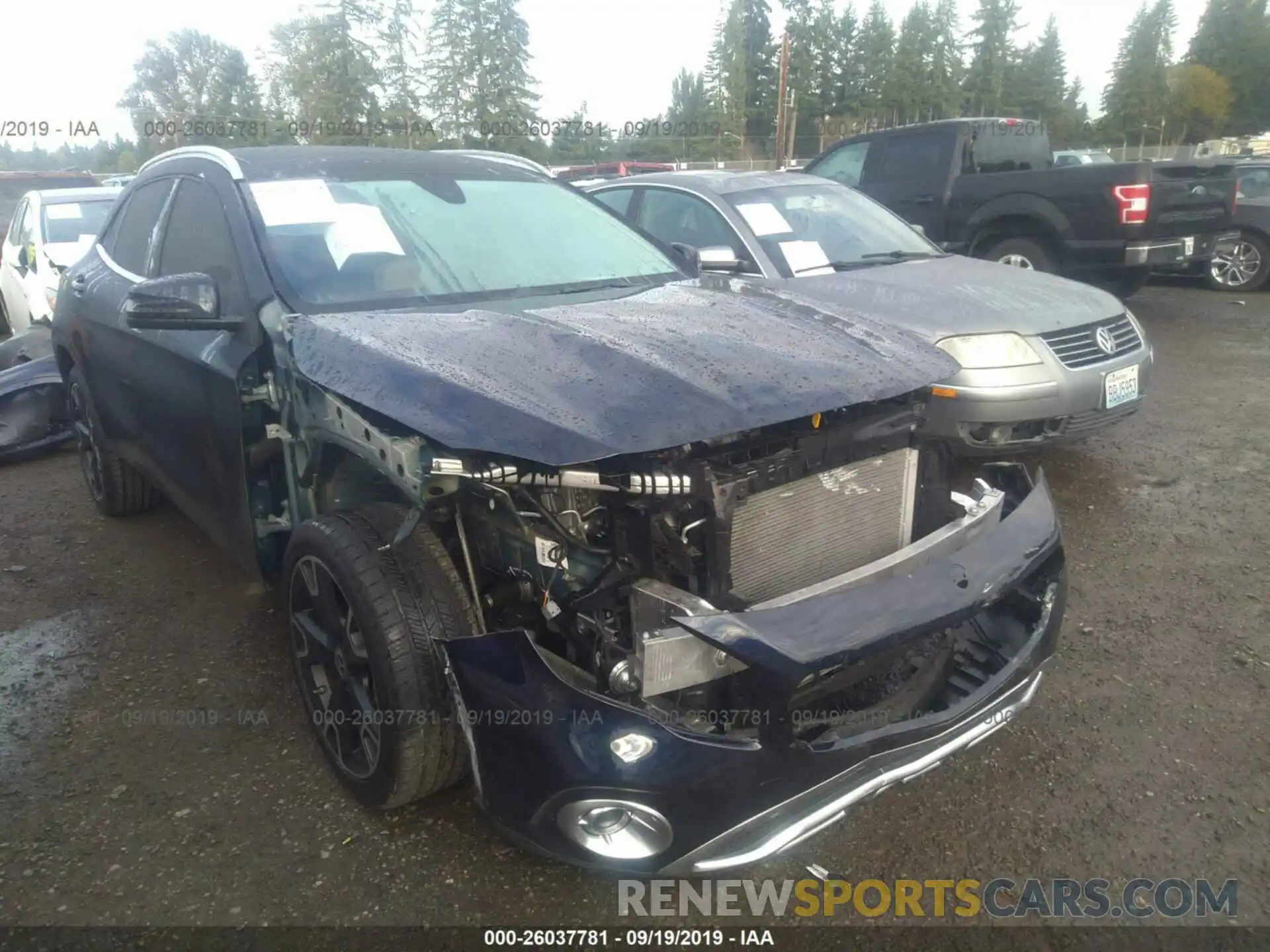 1 Photograph of a damaged car WDCTG4EB8KU001641 MERCEDES-BENZ GLA 2019