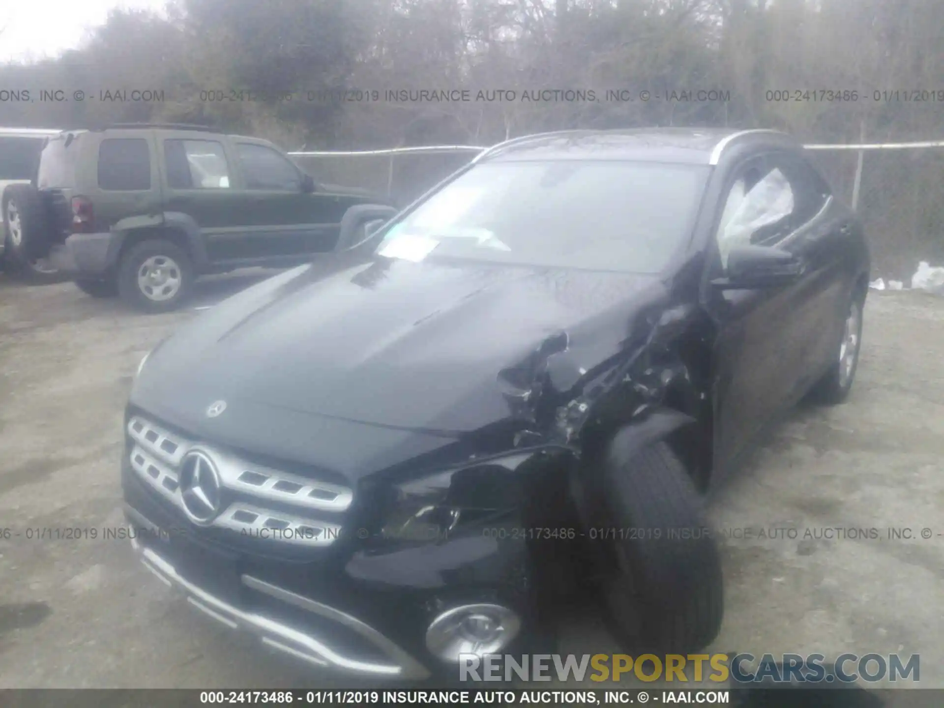 2 Photograph of a damaged car WDCTG4EB9KJ532512 MERCEDES-BENZ GLA 2019