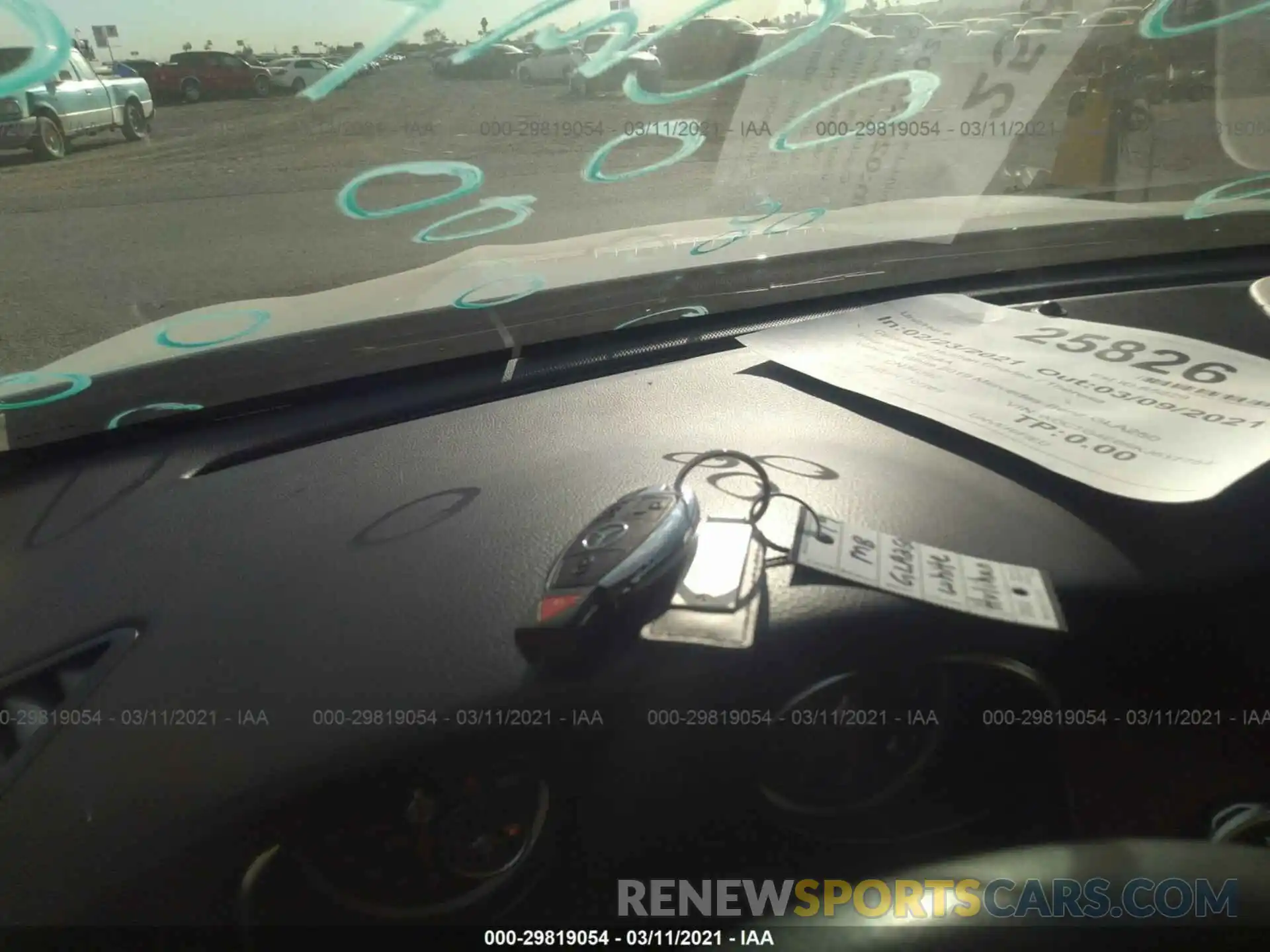 11 Photograph of a damaged car WDCTG4EB9KJ617754 MERCEDES-BENZ GLA 2019