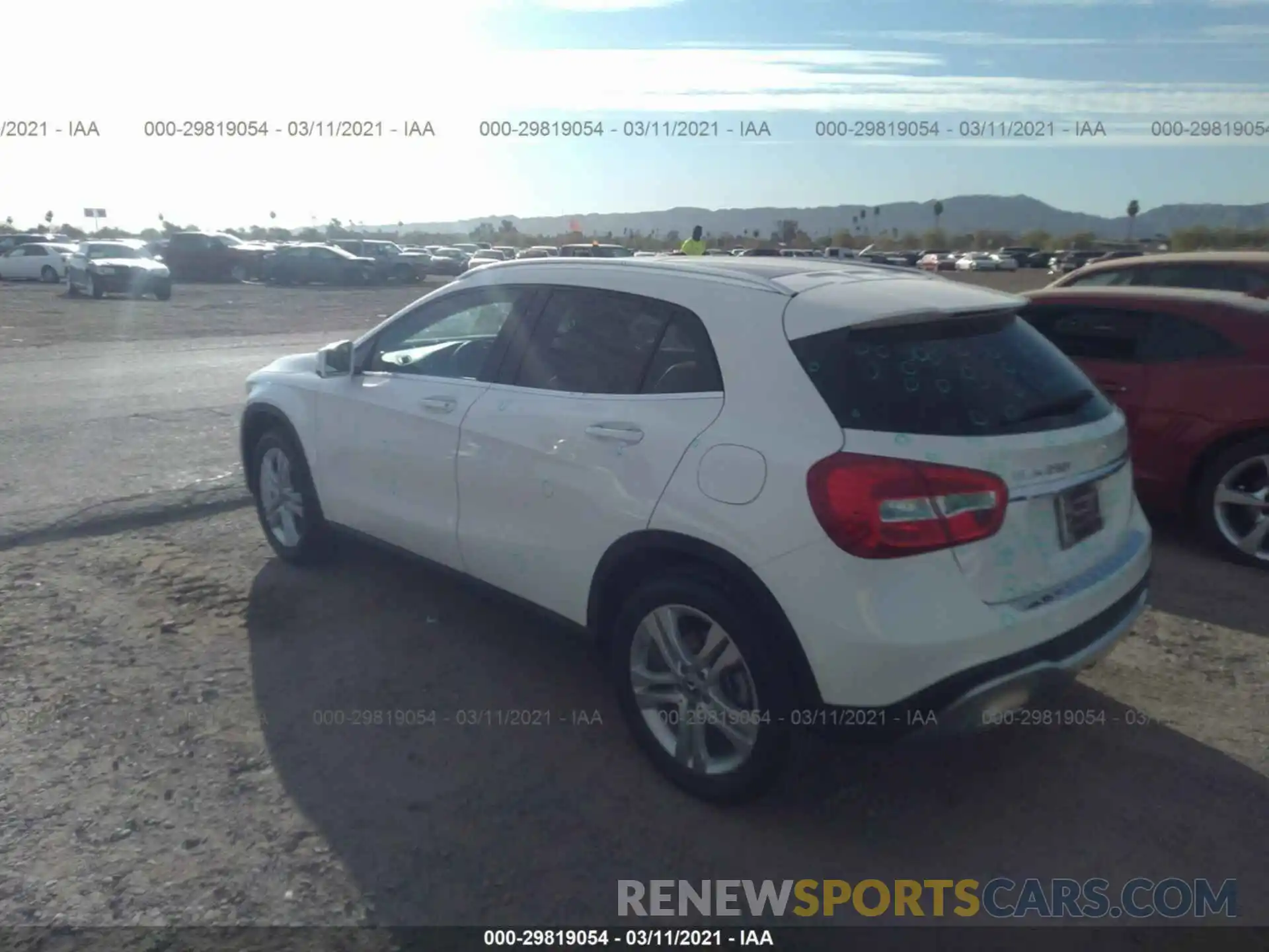 3 Photograph of a damaged car WDCTG4EB9KJ617754 MERCEDES-BENZ GLA 2019