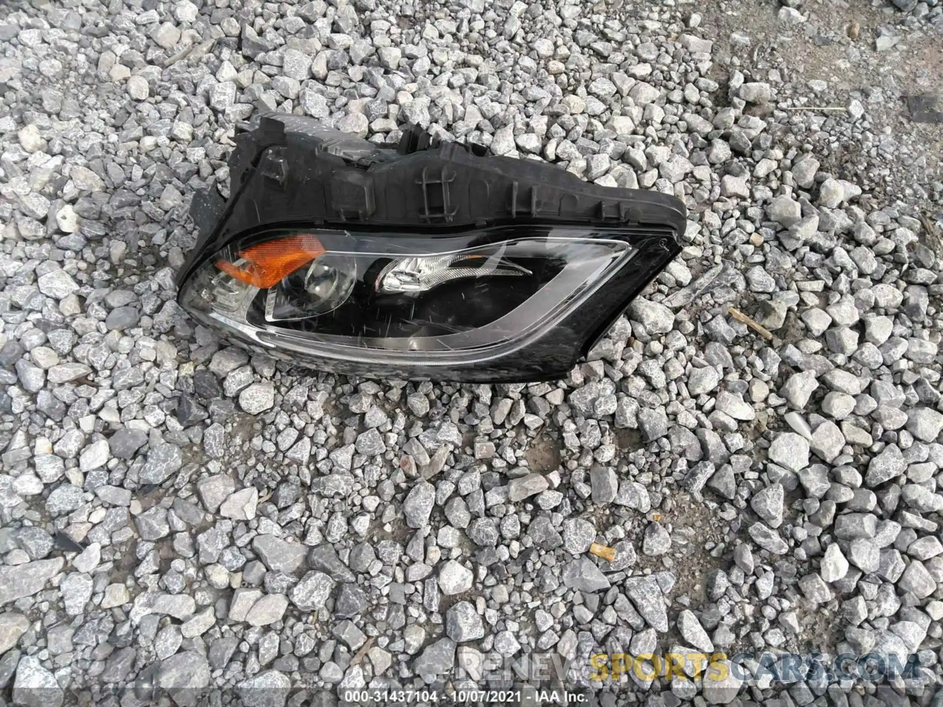 12 Photograph of a damaged car WDCTG4EB9KU000448 MERCEDES-BENZ GLA 2019