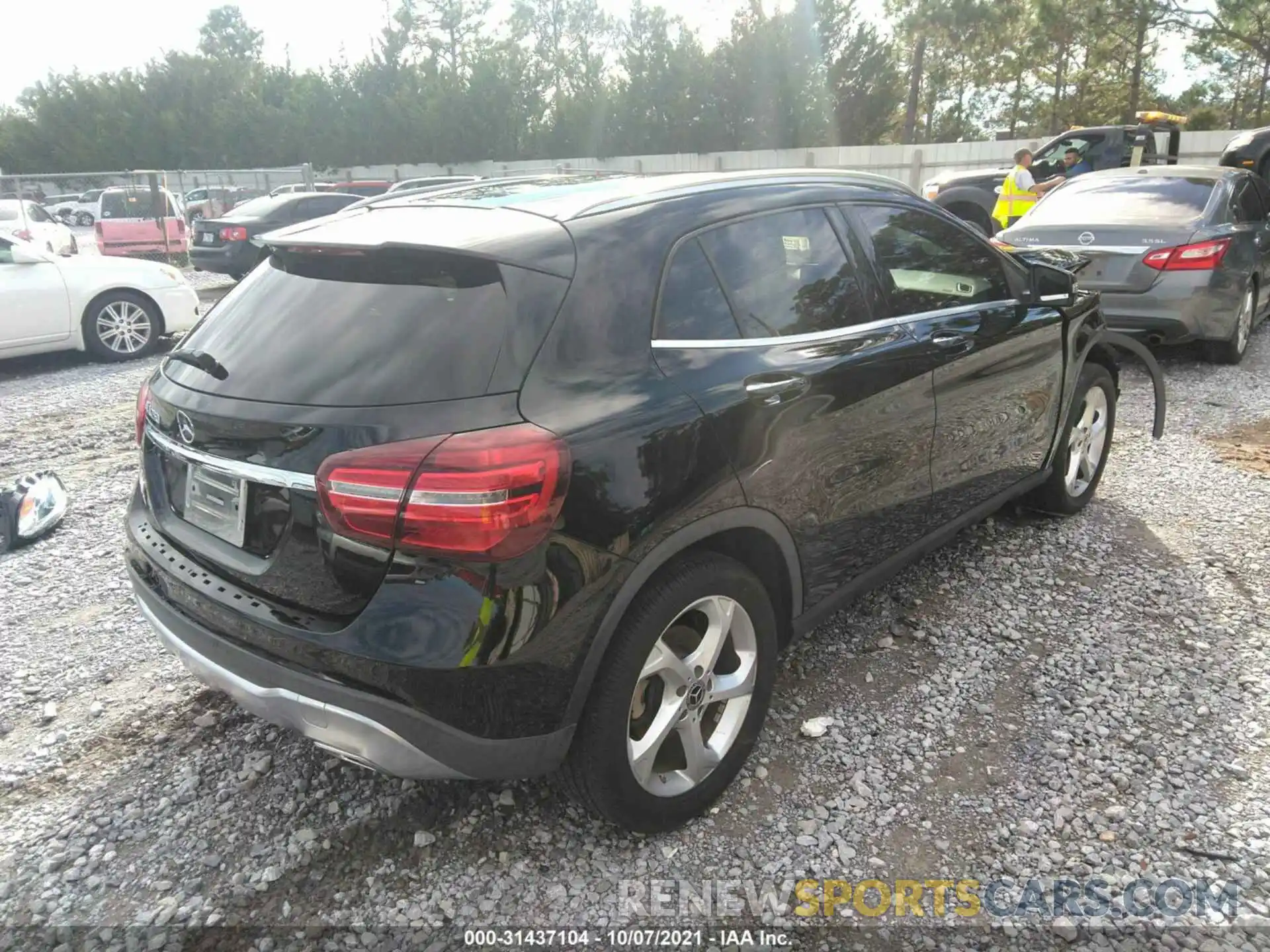 4 Photograph of a damaged car WDCTG4EB9KU000448 MERCEDES-BENZ GLA 2019