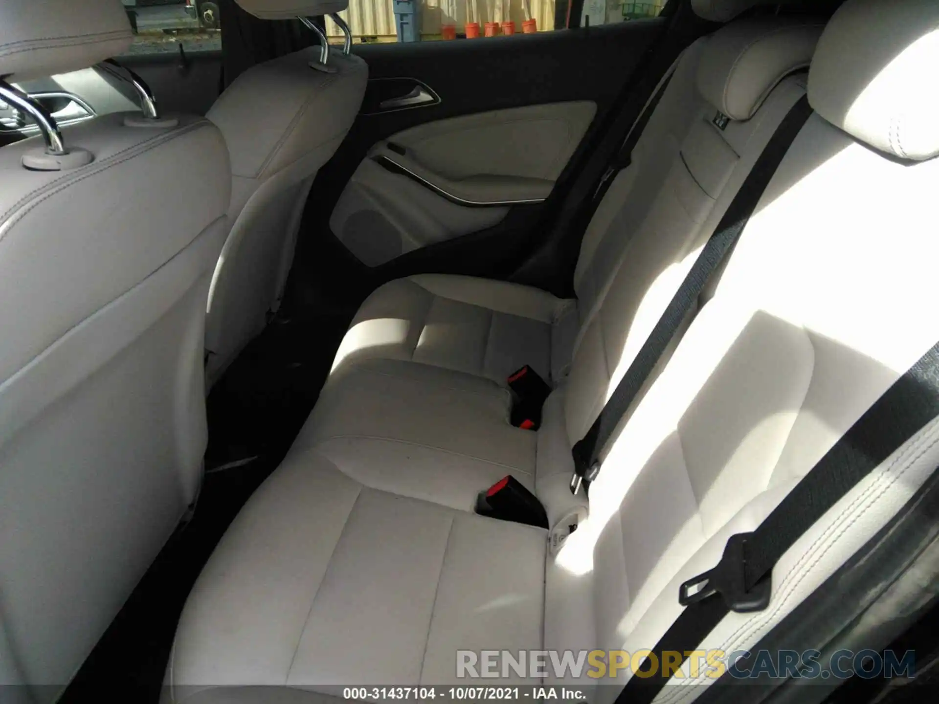 8 Photograph of a damaged car WDCTG4EB9KU000448 MERCEDES-BENZ GLA 2019