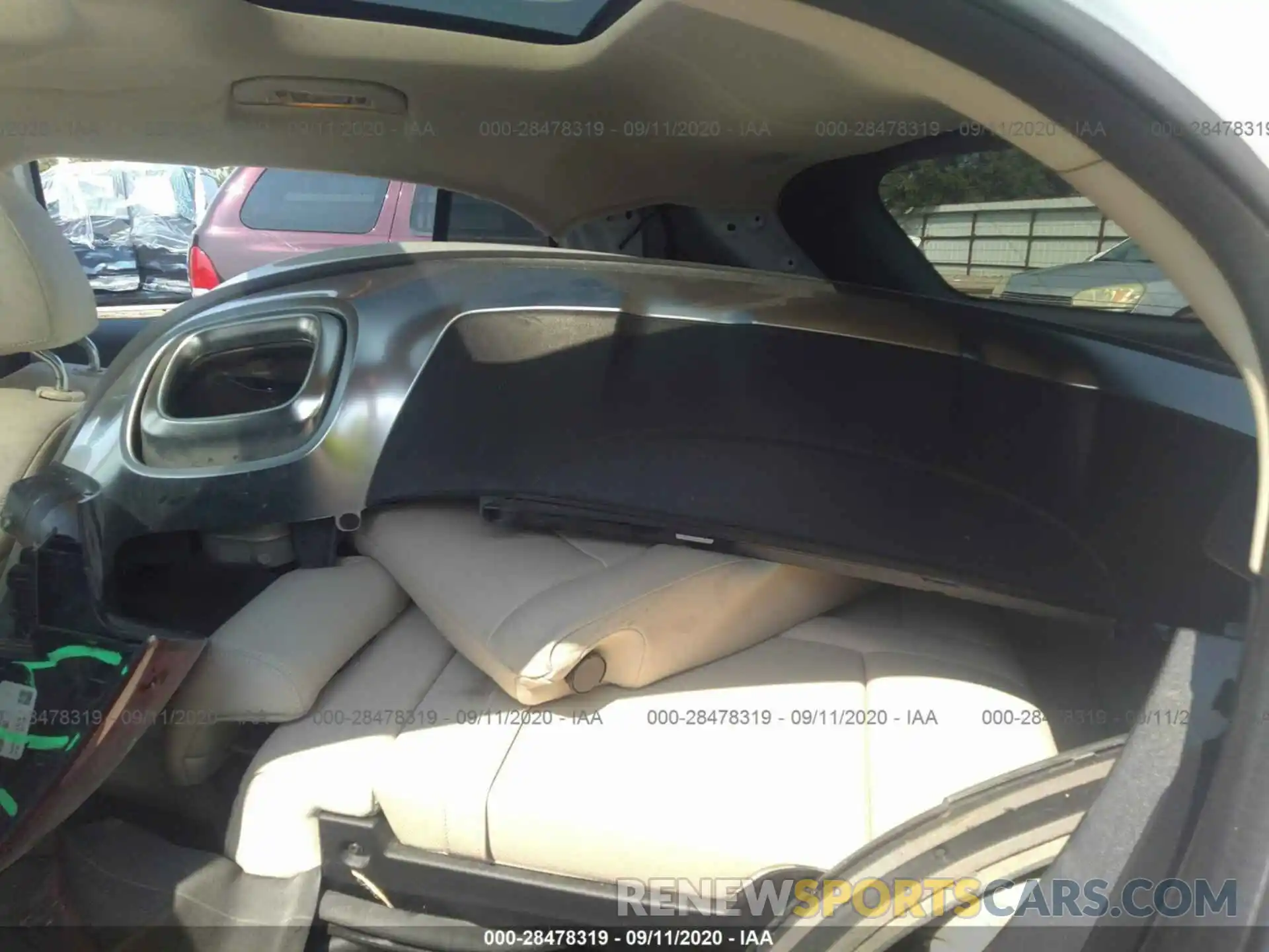 12 Photograph of a damaged car WDCTG4EB9KU000904 MERCEDES-BENZ GLA 2019