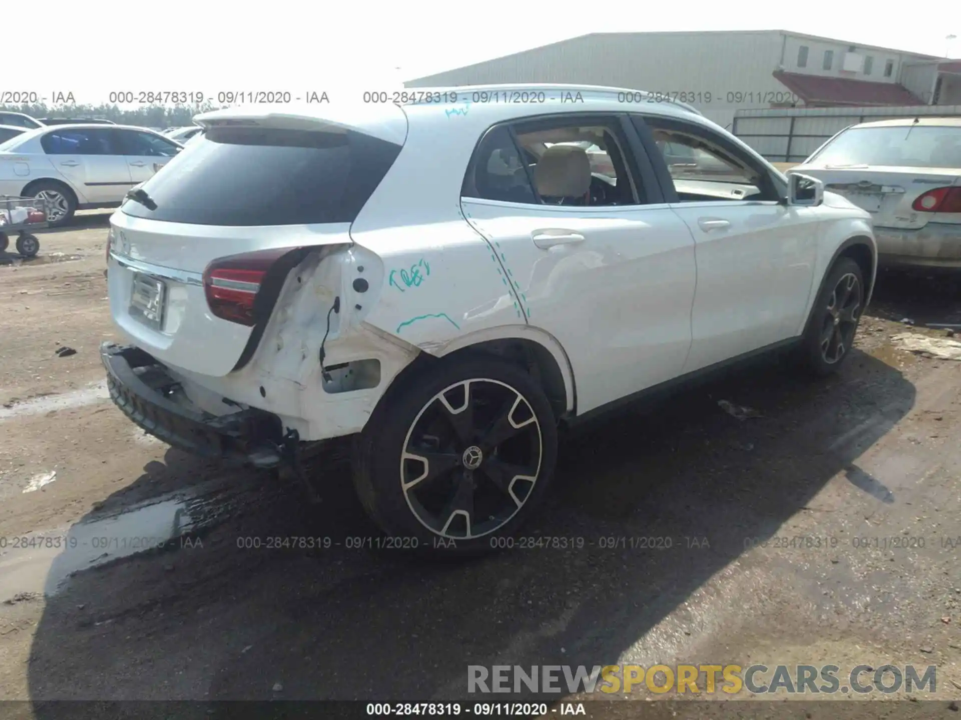 4 Photograph of a damaged car WDCTG4EB9KU000904 MERCEDES-BENZ GLA 2019