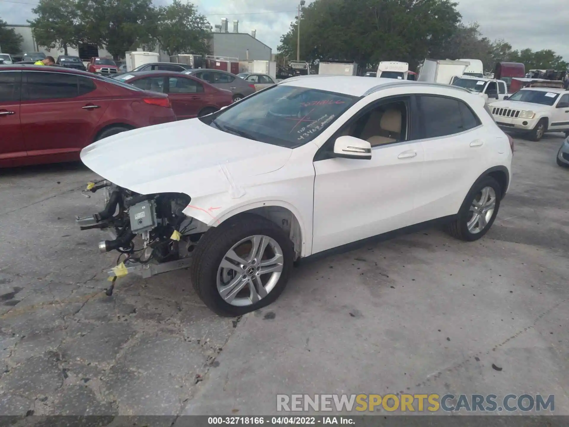 2 Photograph of a damaged car WDCTG4EBXKJ551943 MERCEDES-BENZ GLA 2019