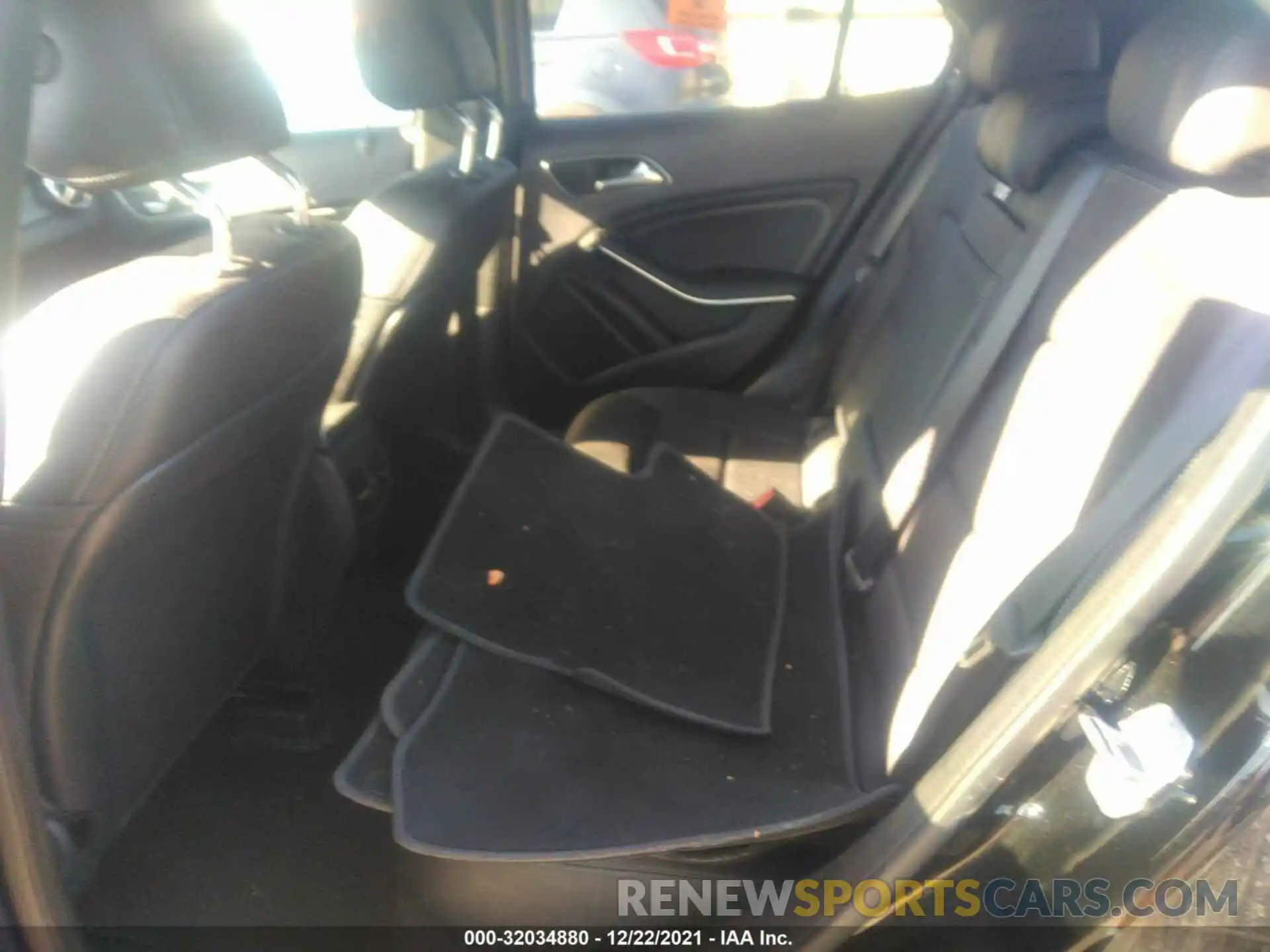 8 Photograph of a damaged car WDCTG4EBXKJ553384 MERCEDES-BENZ GLA 2019