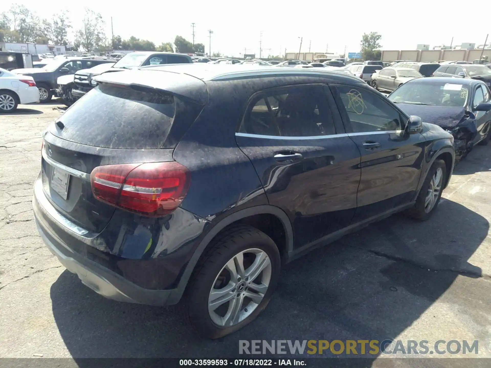 4 Photograph of a damaged car WDCTG4EBXKU003438 MERCEDES-BENZ GLA 2019