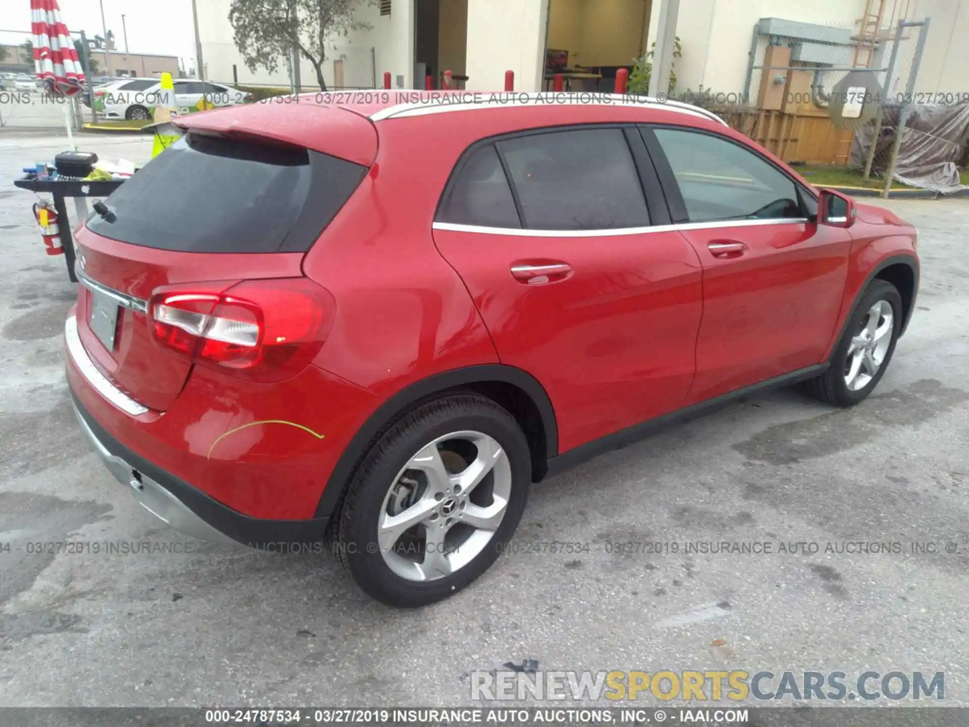 4 Photograph of a damaged car WDCTG4EBXKU006081 MERCEDES-BENZ GLA 2019