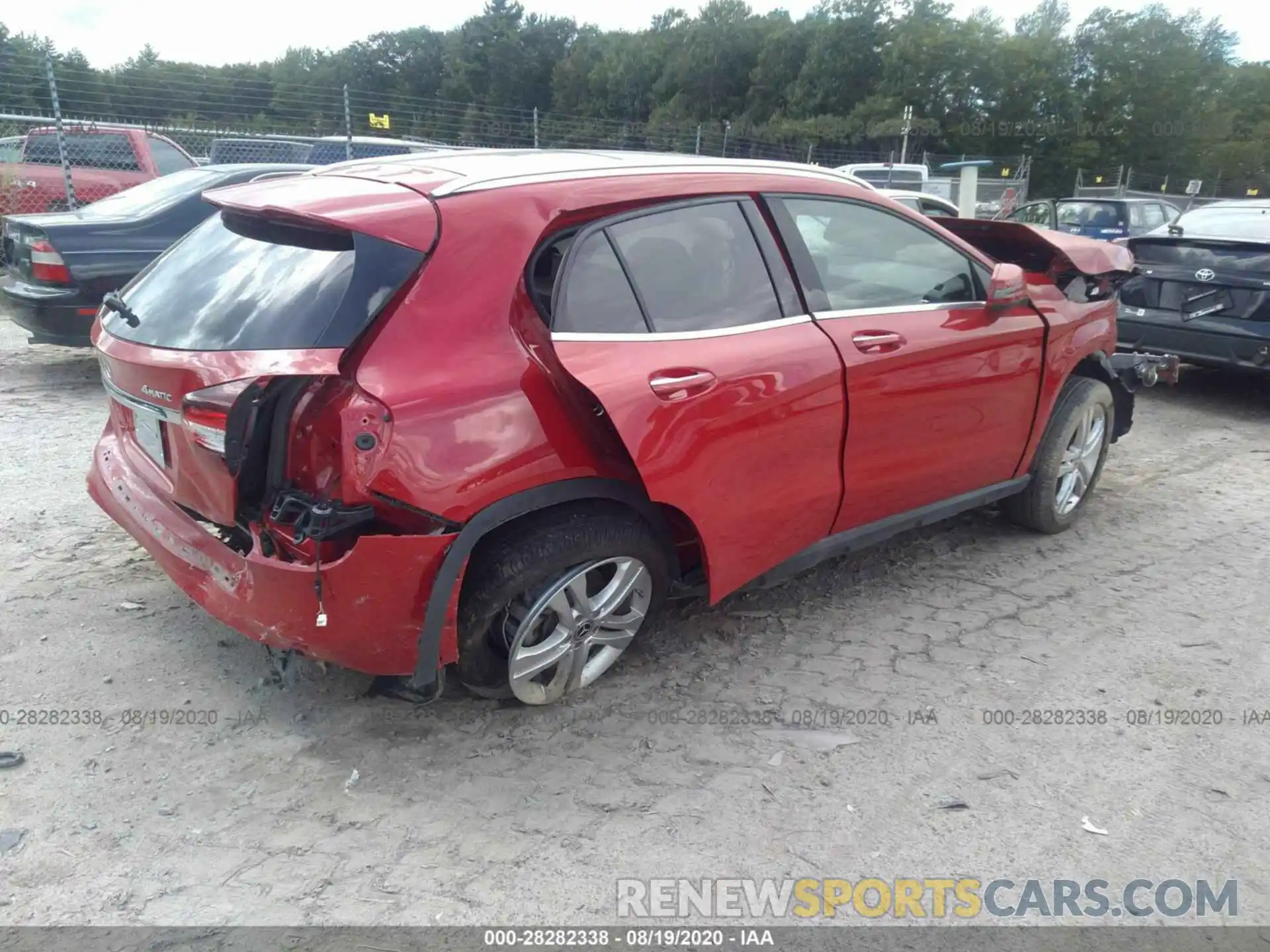 4 Photograph of a damaged car WDCTG4GB0KJ551009 MERCEDES-BENZ GLA 2019