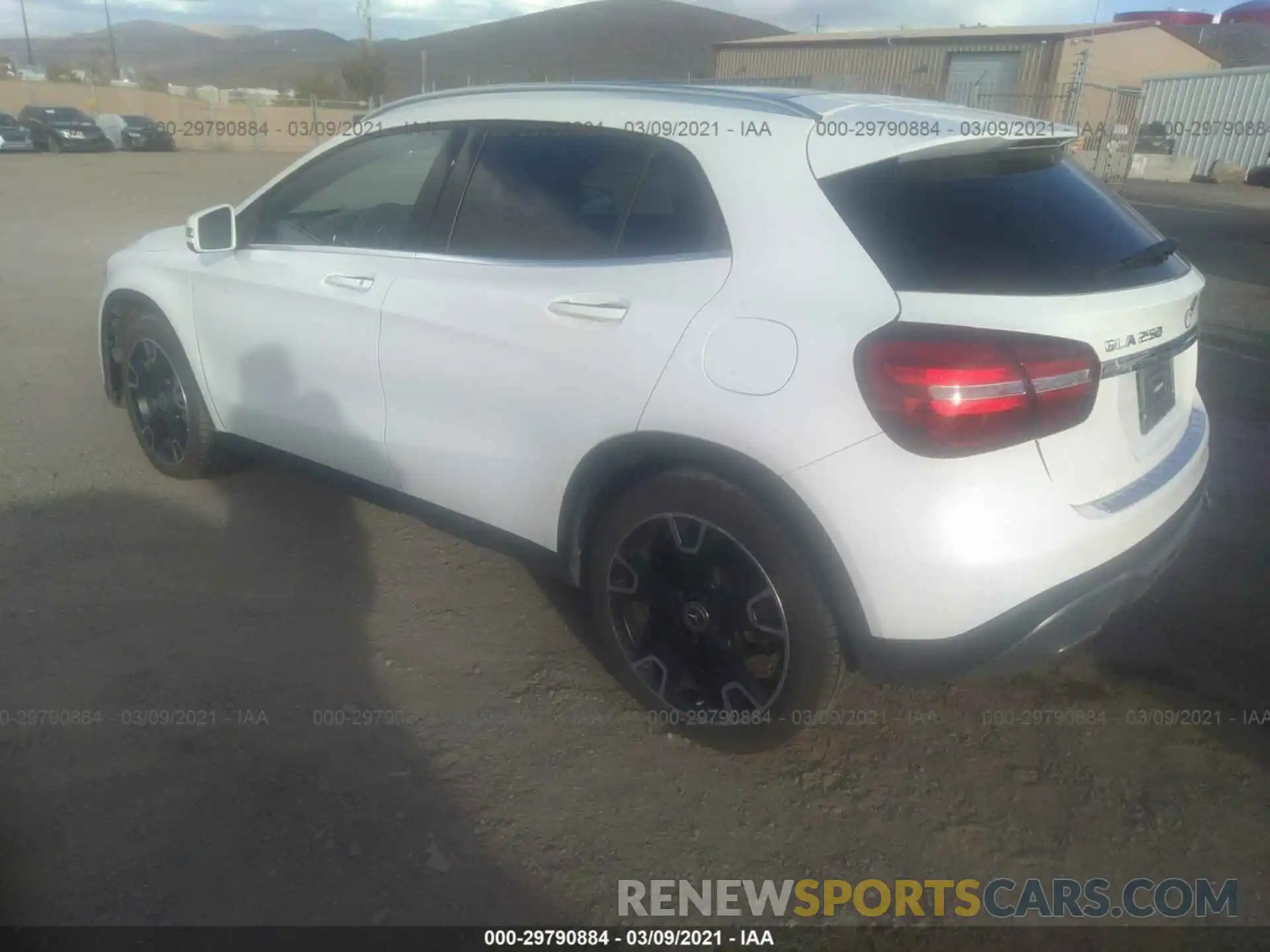 3 Photograph of a damaged car WDCTG4GB0KU003090 MERCEDES-BENZ GLA 2019