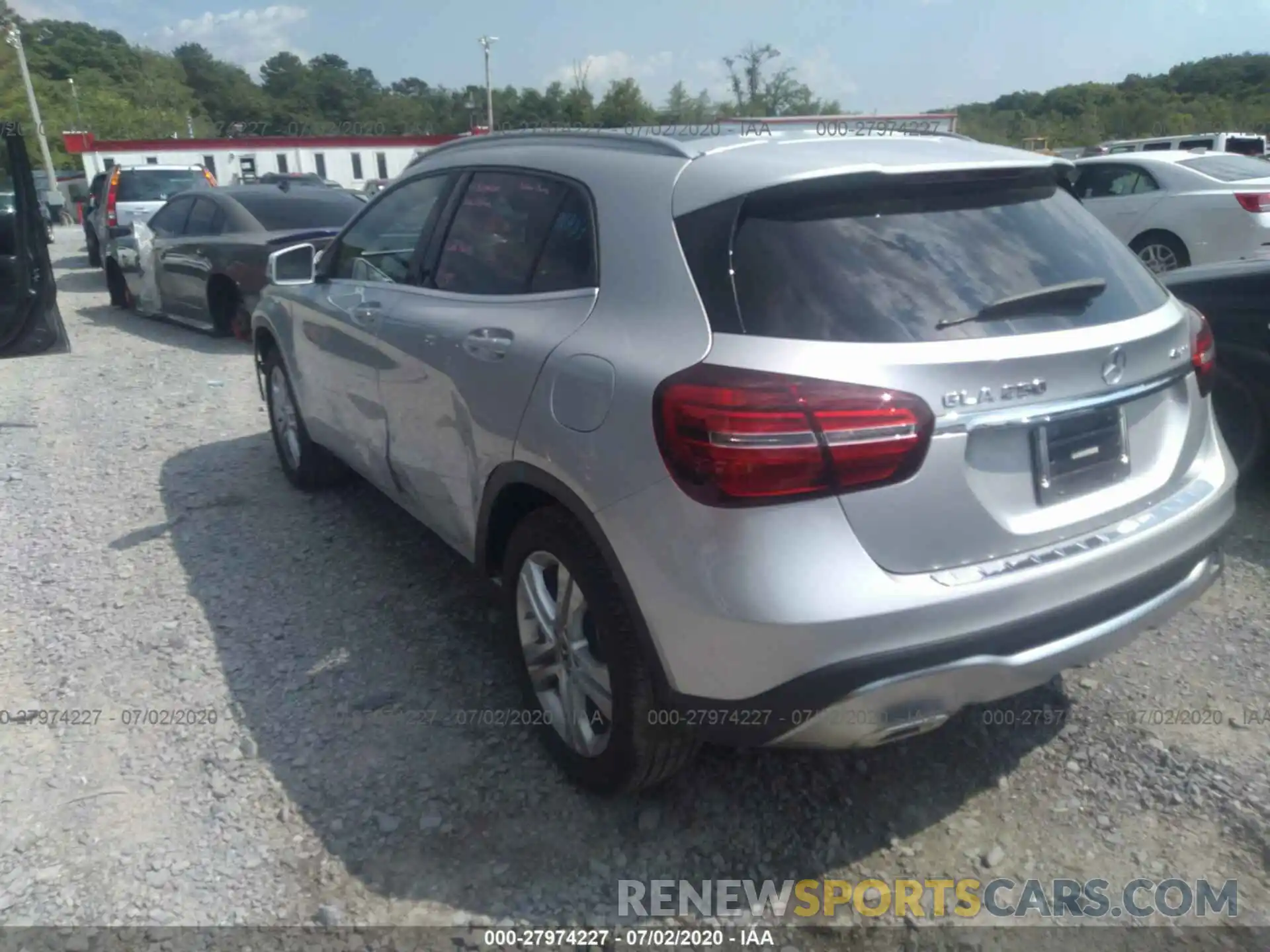 3 Photograph of a damaged car WDCTG4GB0KU016261 MERCEDES-BENZ GLA 2019