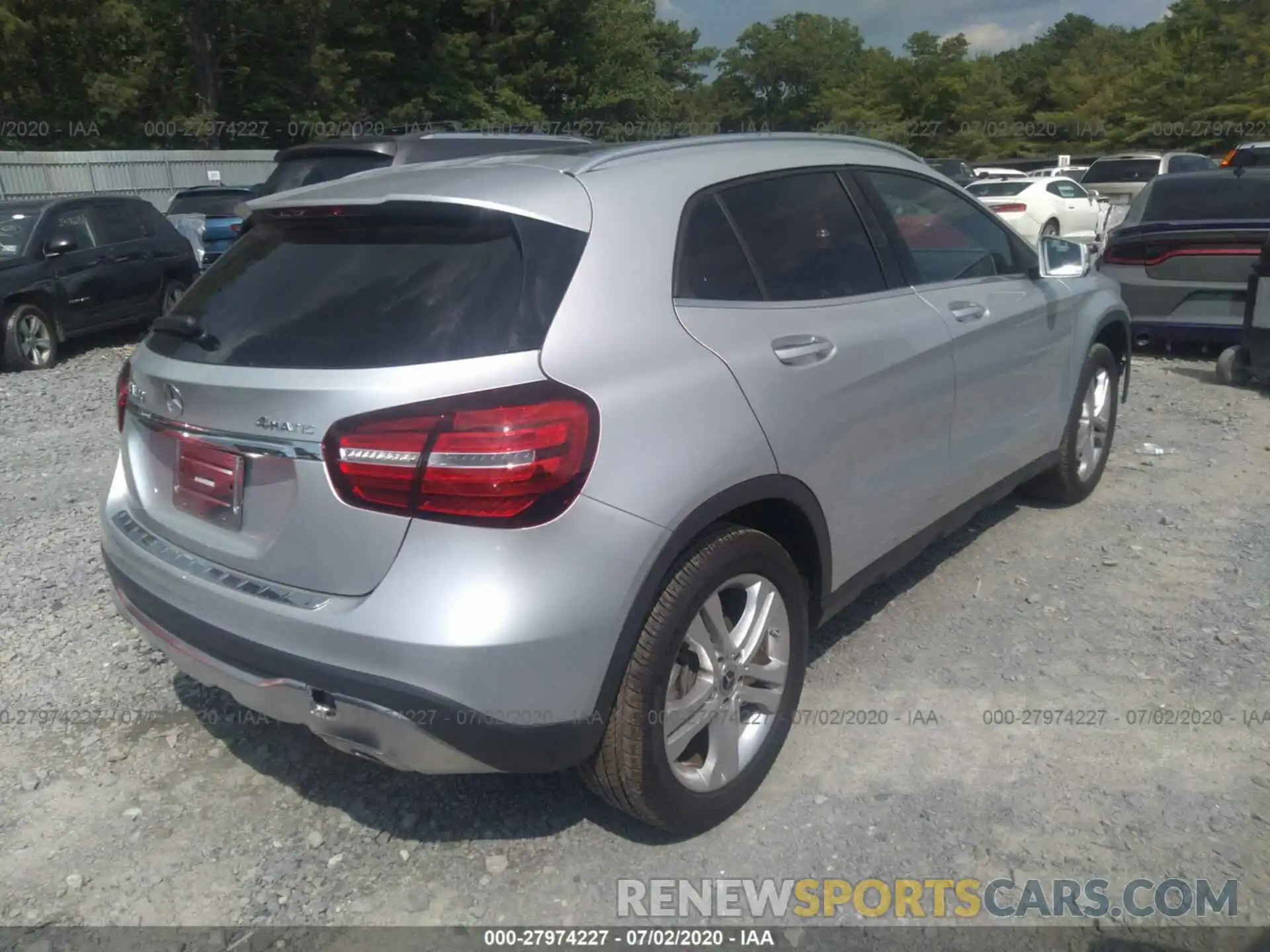 4 Photograph of a damaged car WDCTG4GB0KU016261 MERCEDES-BENZ GLA 2019