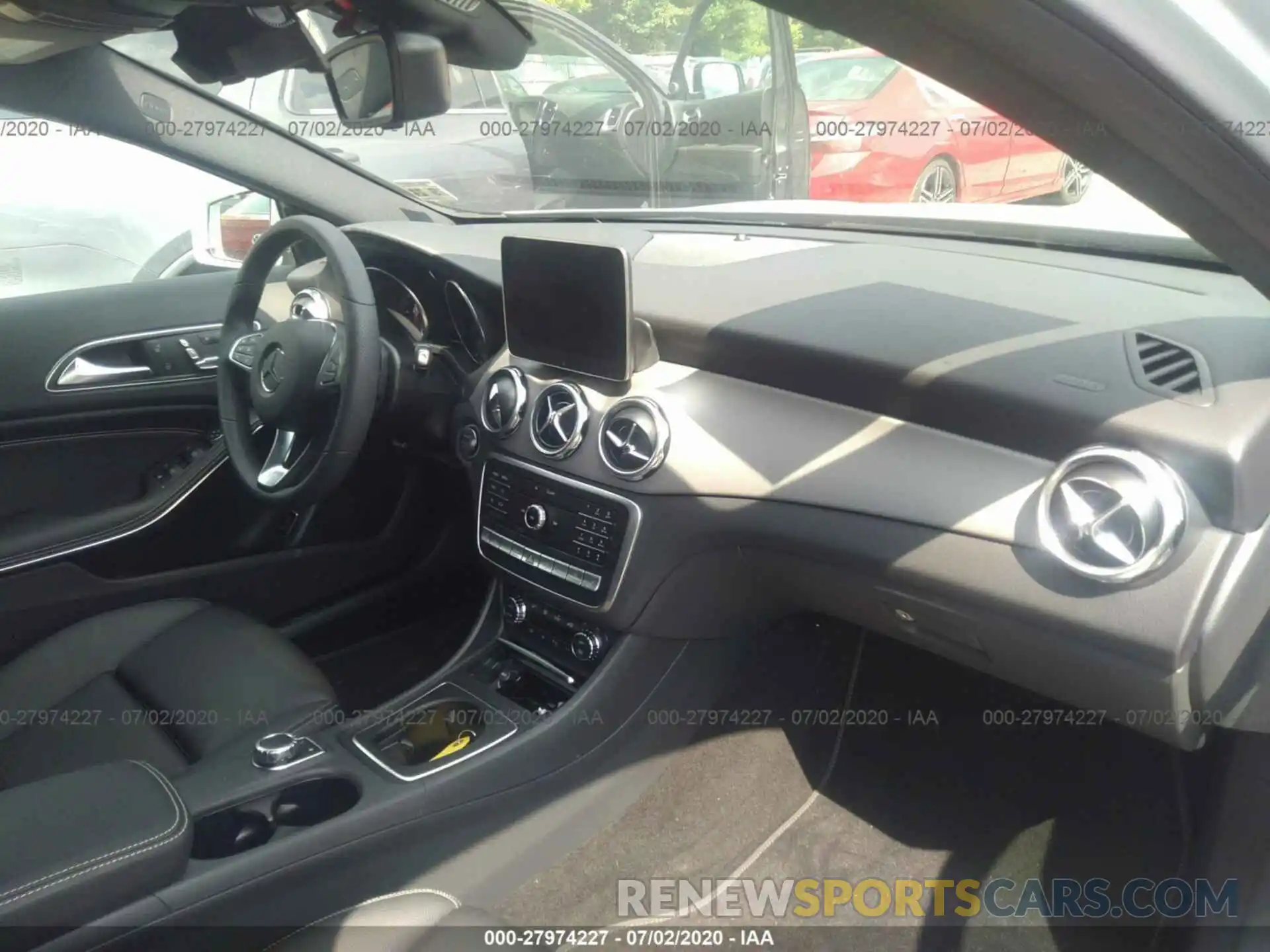 5 Photograph of a damaged car WDCTG4GB0KU016261 MERCEDES-BENZ GLA 2019