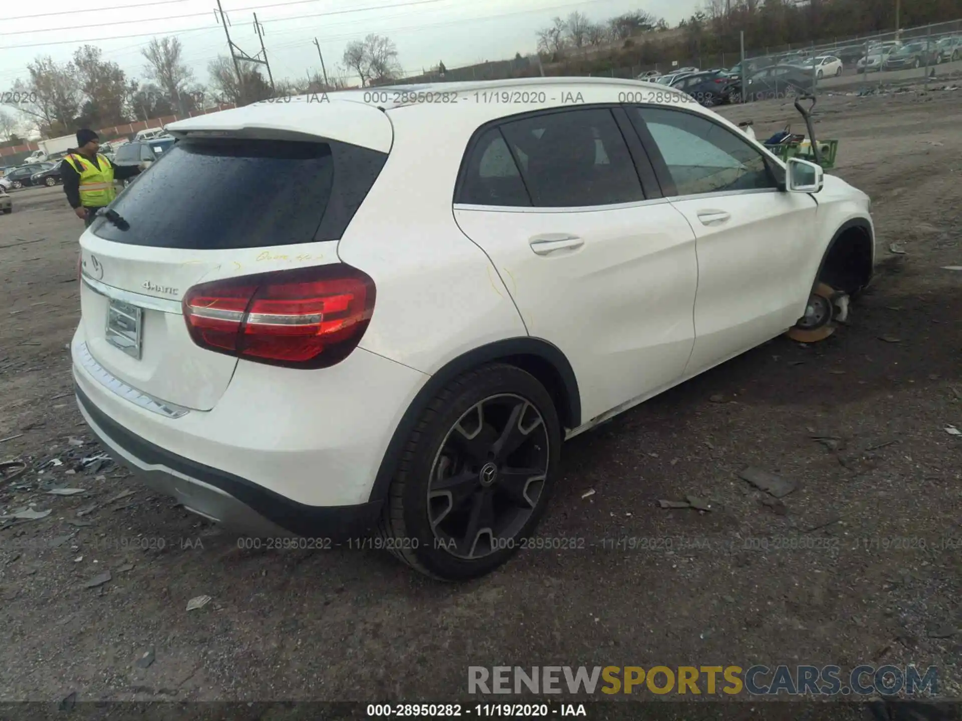 4 Фотография поврежденного автомобиля WDCTG4GB1KU003888 MERCEDES-BENZ GLA 2019