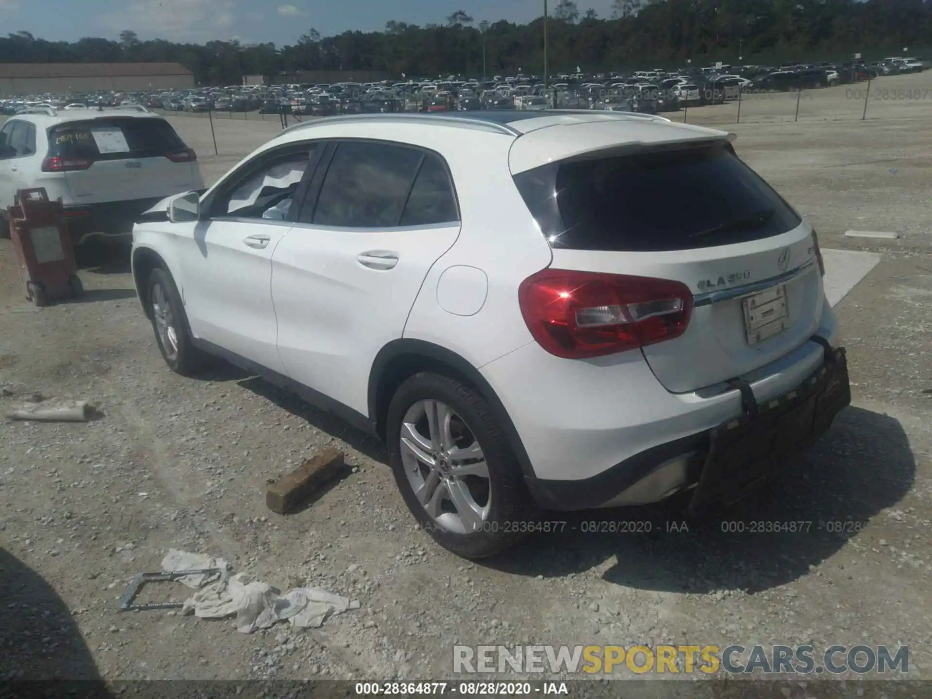 3 Photograph of a damaged car WDCTG4GB1KU004331 MERCEDES-BENZ GLA 2019