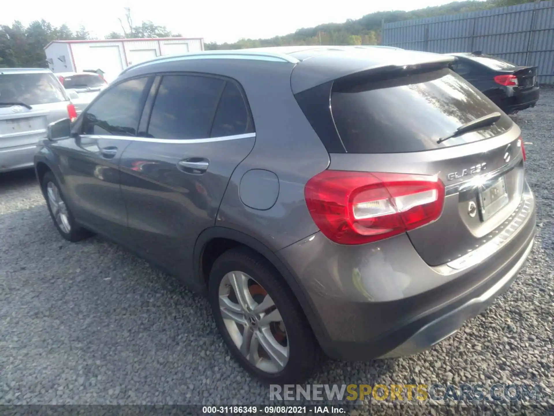 3 Photograph of a damaged car WDCTG4GB2KJ629127 MERCEDES-BENZ GLA 2019