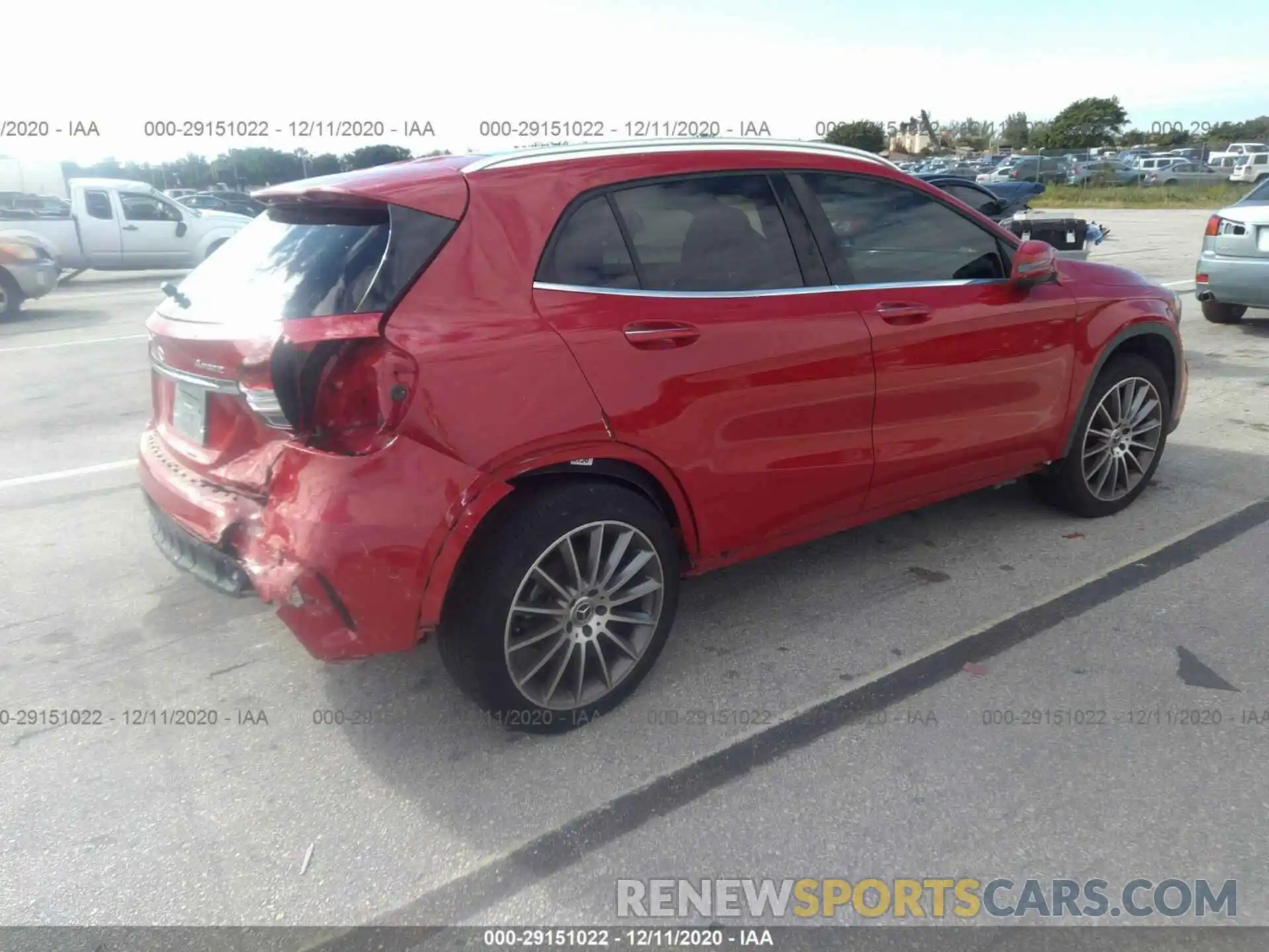 4 Photograph of a damaged car WDCTG4GB3KJ550971 MERCEDES-BENZ GLA 2019