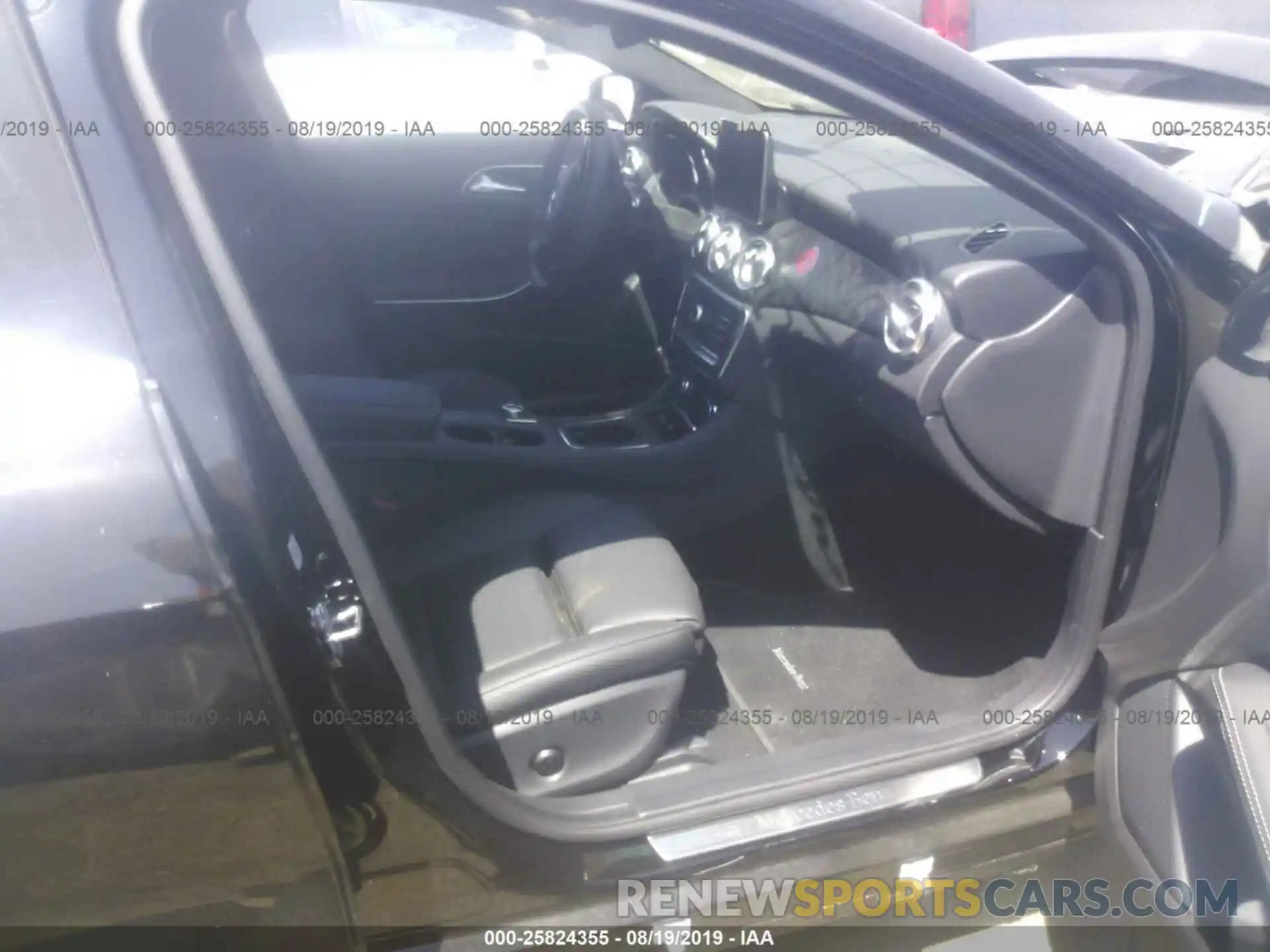 5 Photograph of a damaged car WDCTG4GB3KJ577278 MERCEDES-BENZ GLA 2019