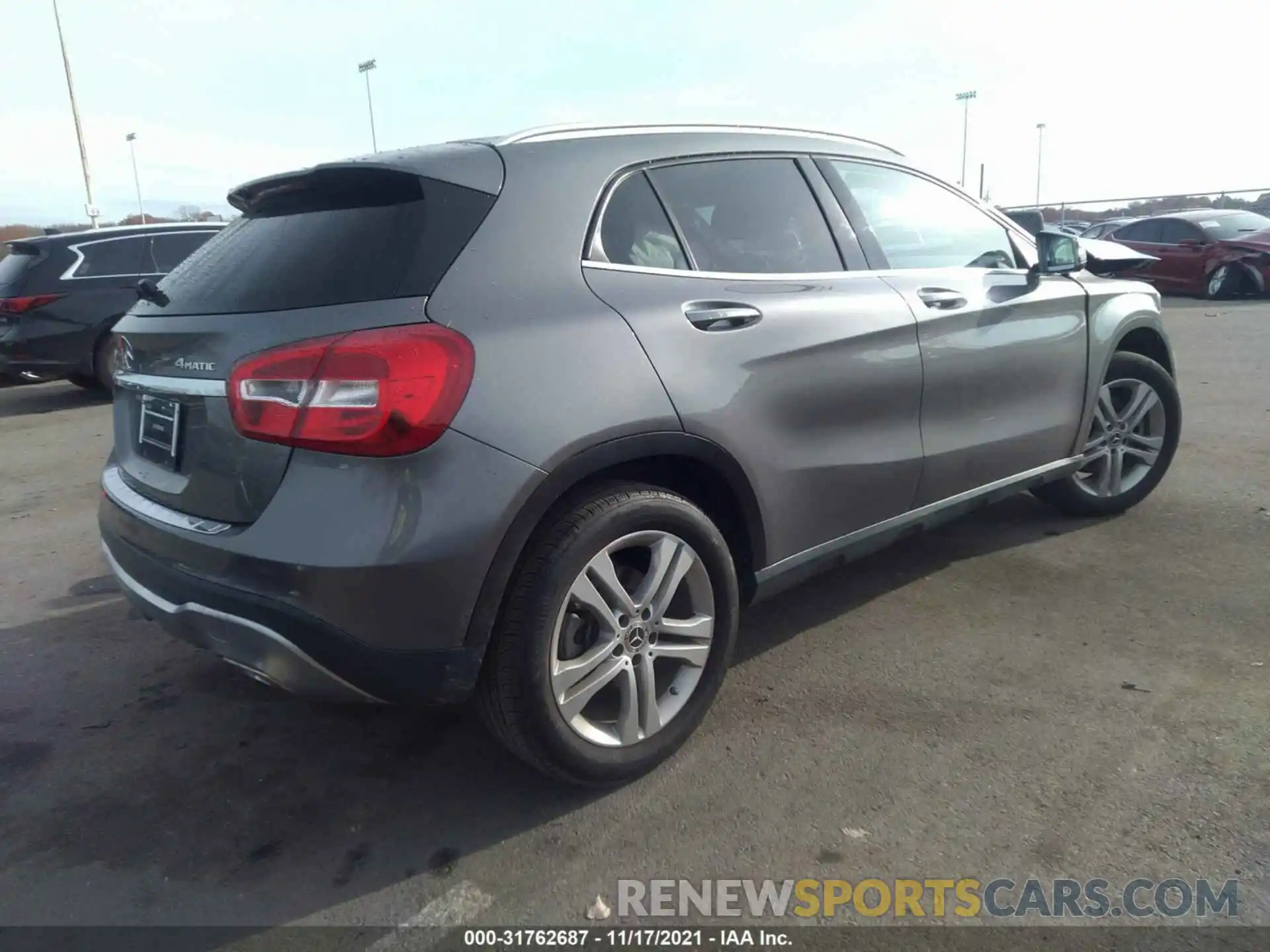 4 Фотография поврежденного автомобиля WDCTG4GB3KJ580696 MERCEDES-BENZ GLA 2019