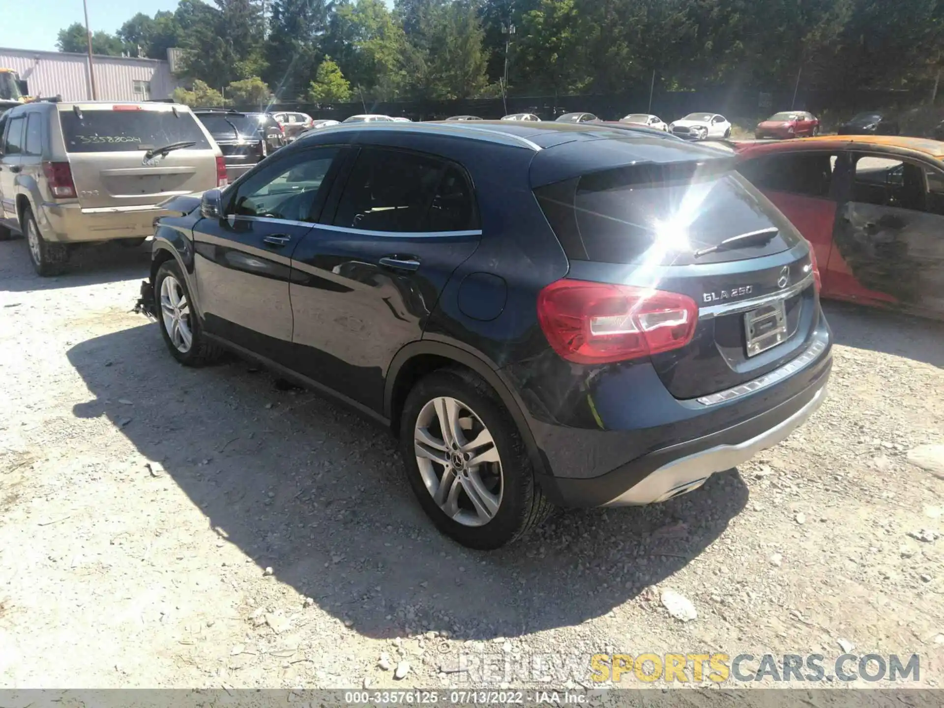 3 Photograph of a damaged car WDCTG4GB3KJ635096 MERCEDES-BENZ GLA 2019