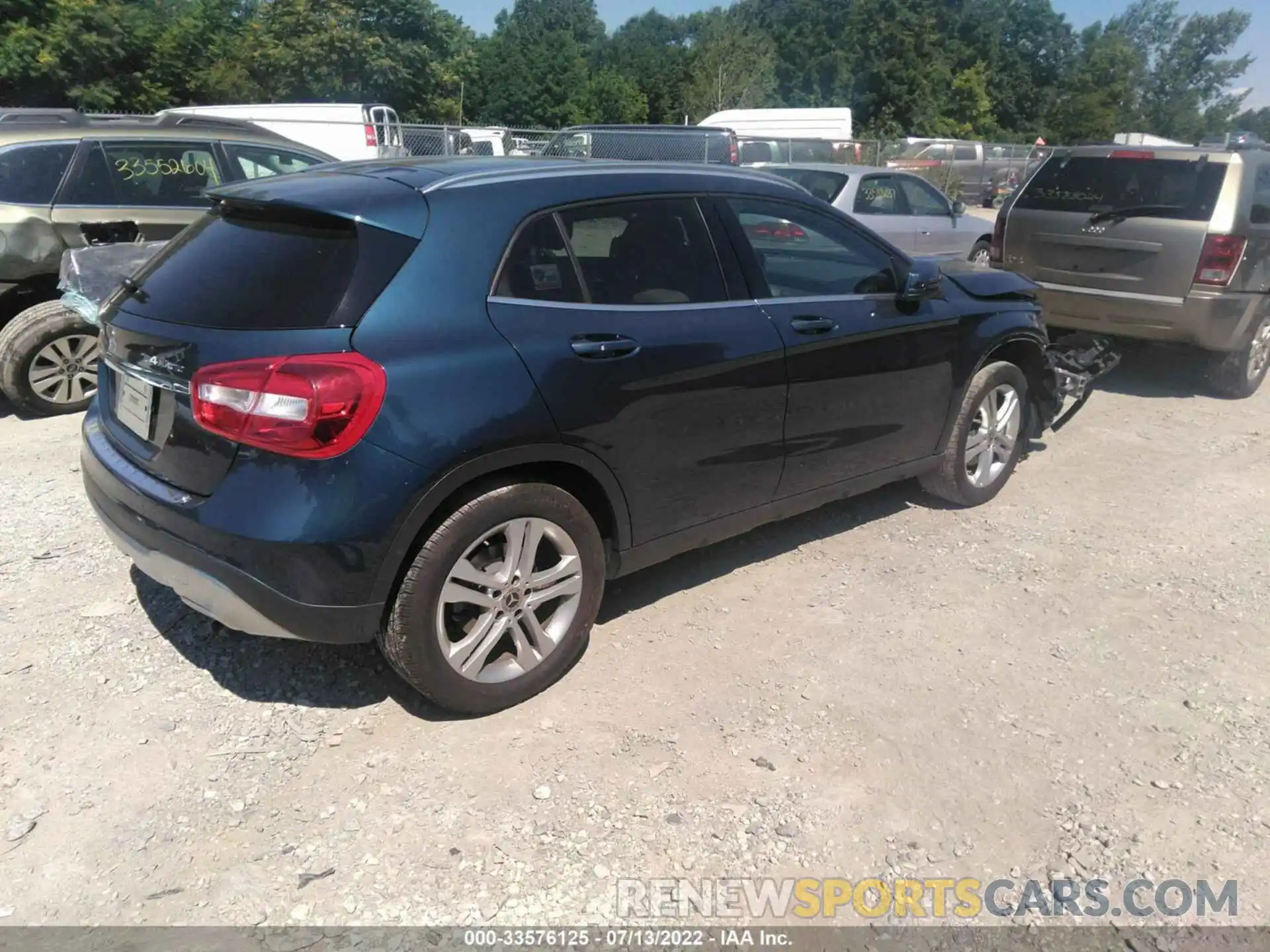 4 Photograph of a damaged car WDCTG4GB3KJ635096 MERCEDES-BENZ GLA 2019