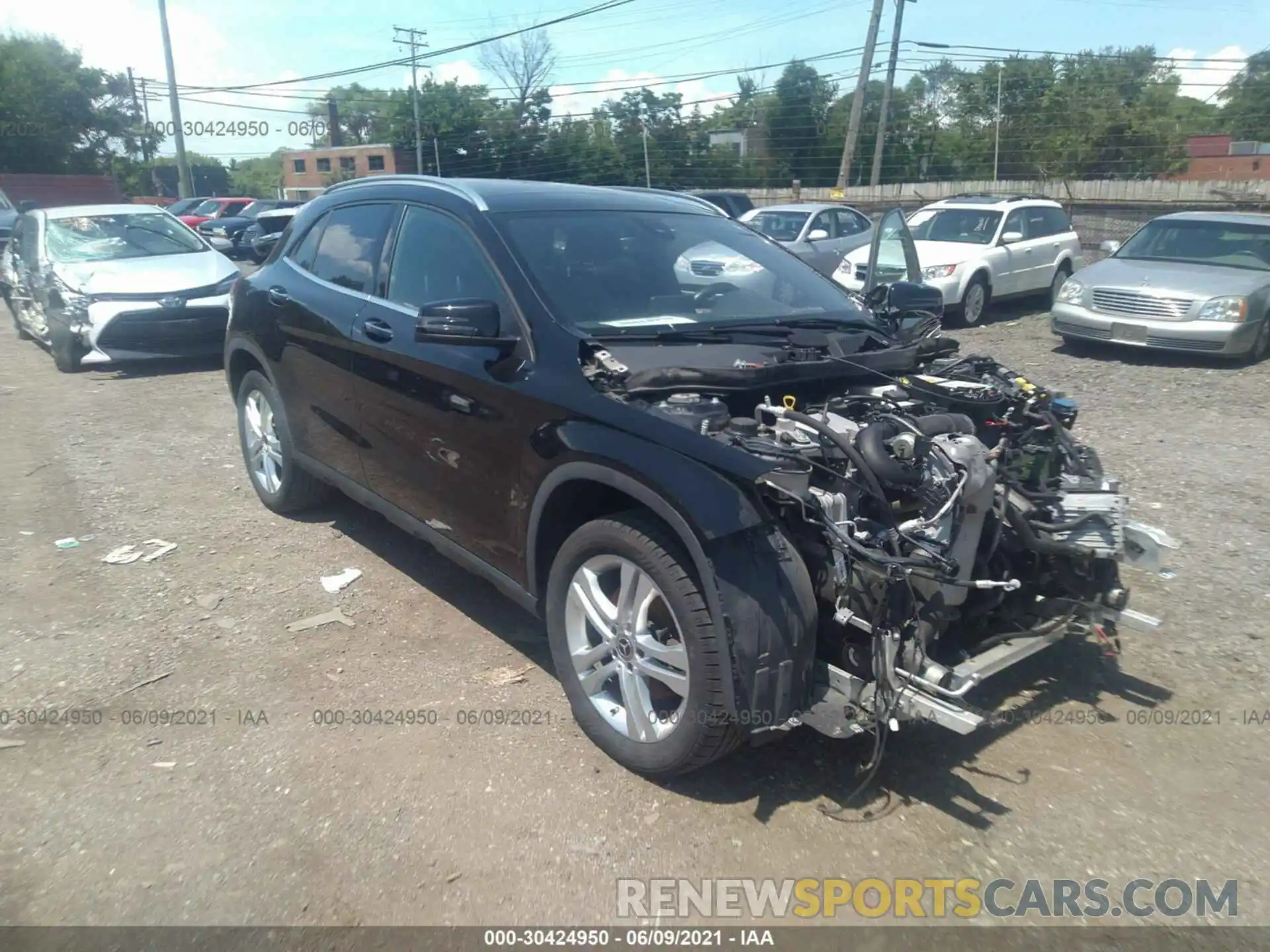 1 Photograph of a damaged car WDCTG4GB3KU003360 MERCEDES-BENZ GLA 2019