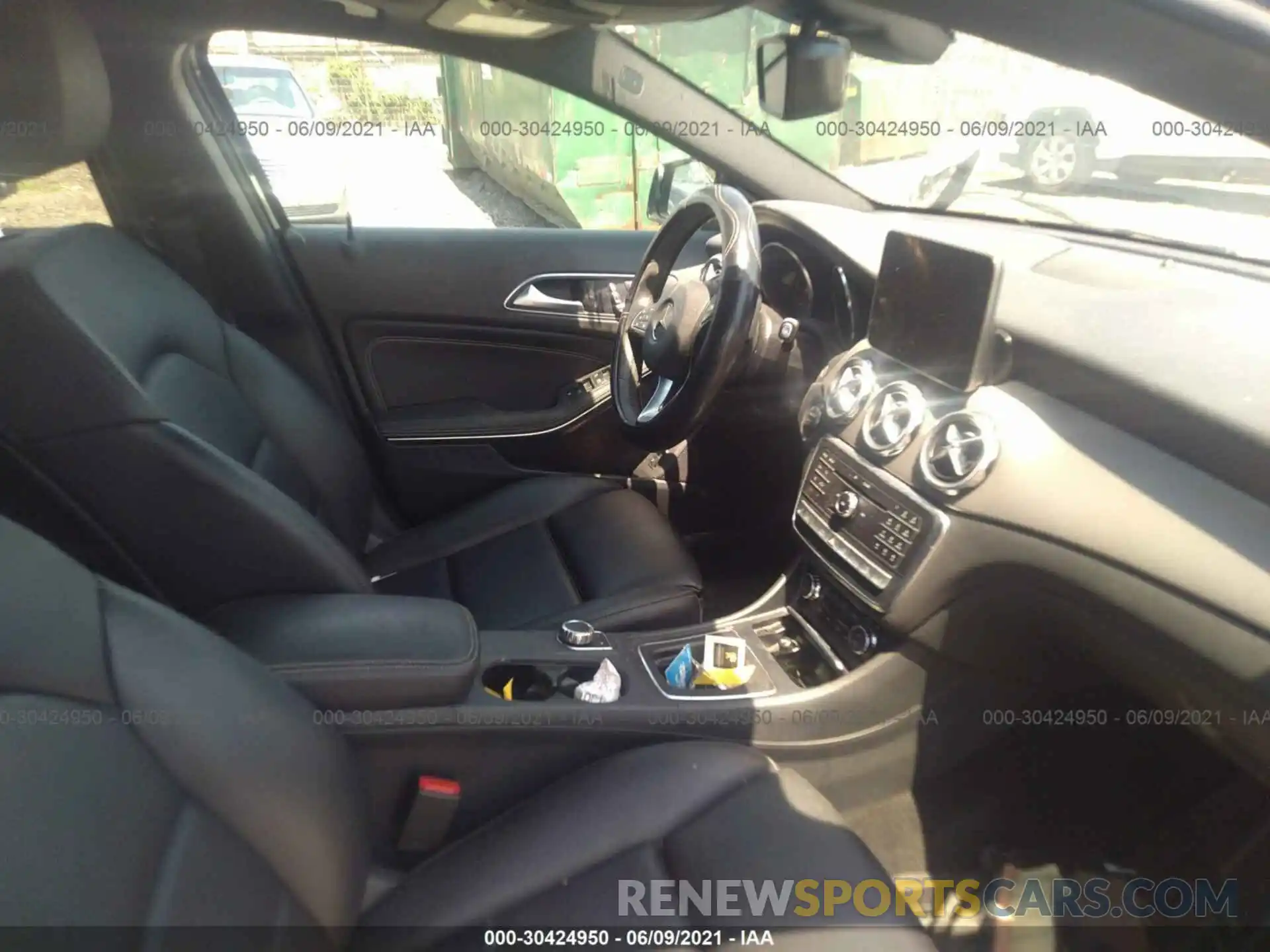 5 Photograph of a damaged car WDCTG4GB3KU003360 MERCEDES-BENZ GLA 2019