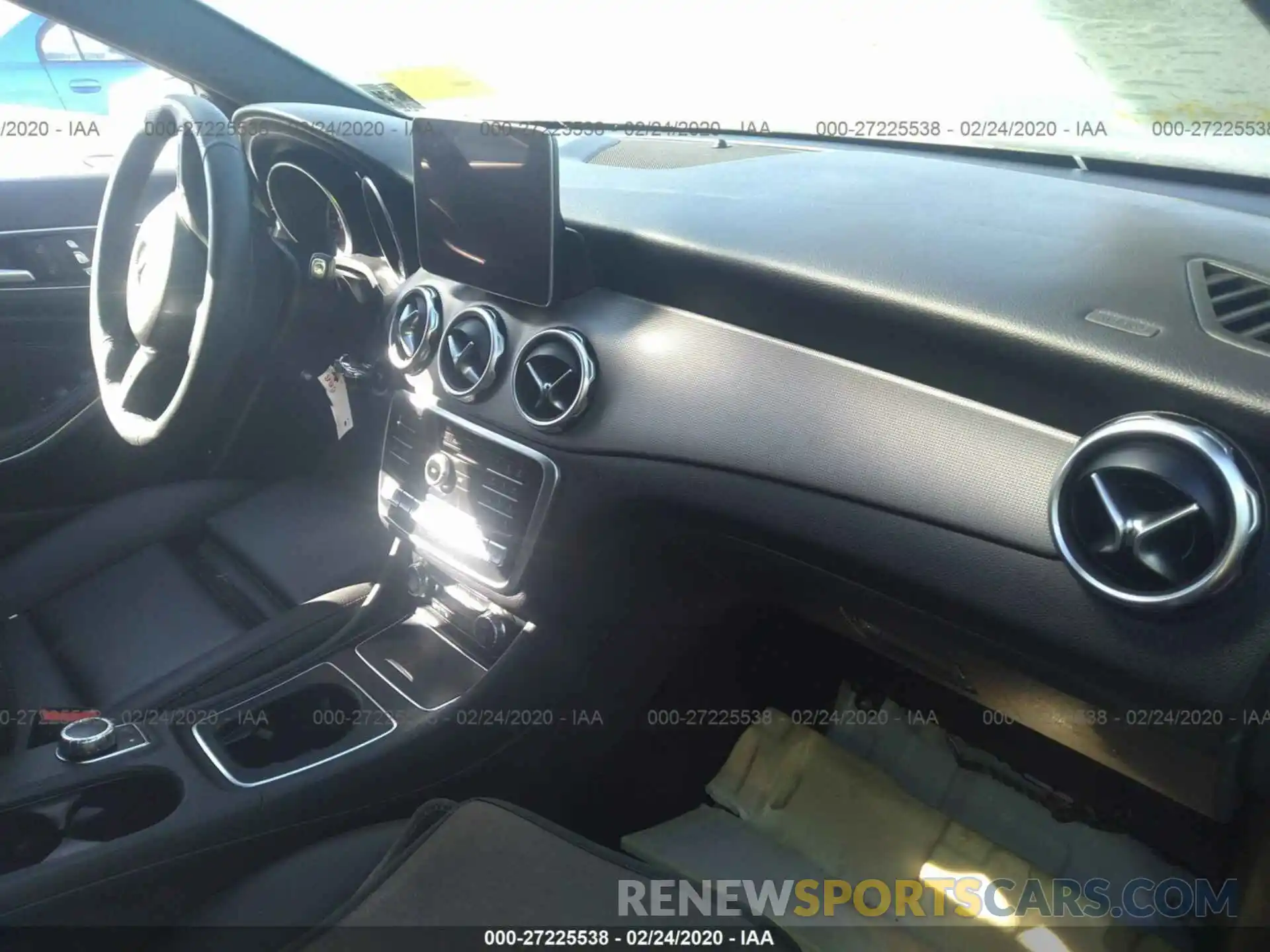 5 Photograph of a damaged car WDCTG4GB3KU009658 MERCEDES-BENZ GLA 2019