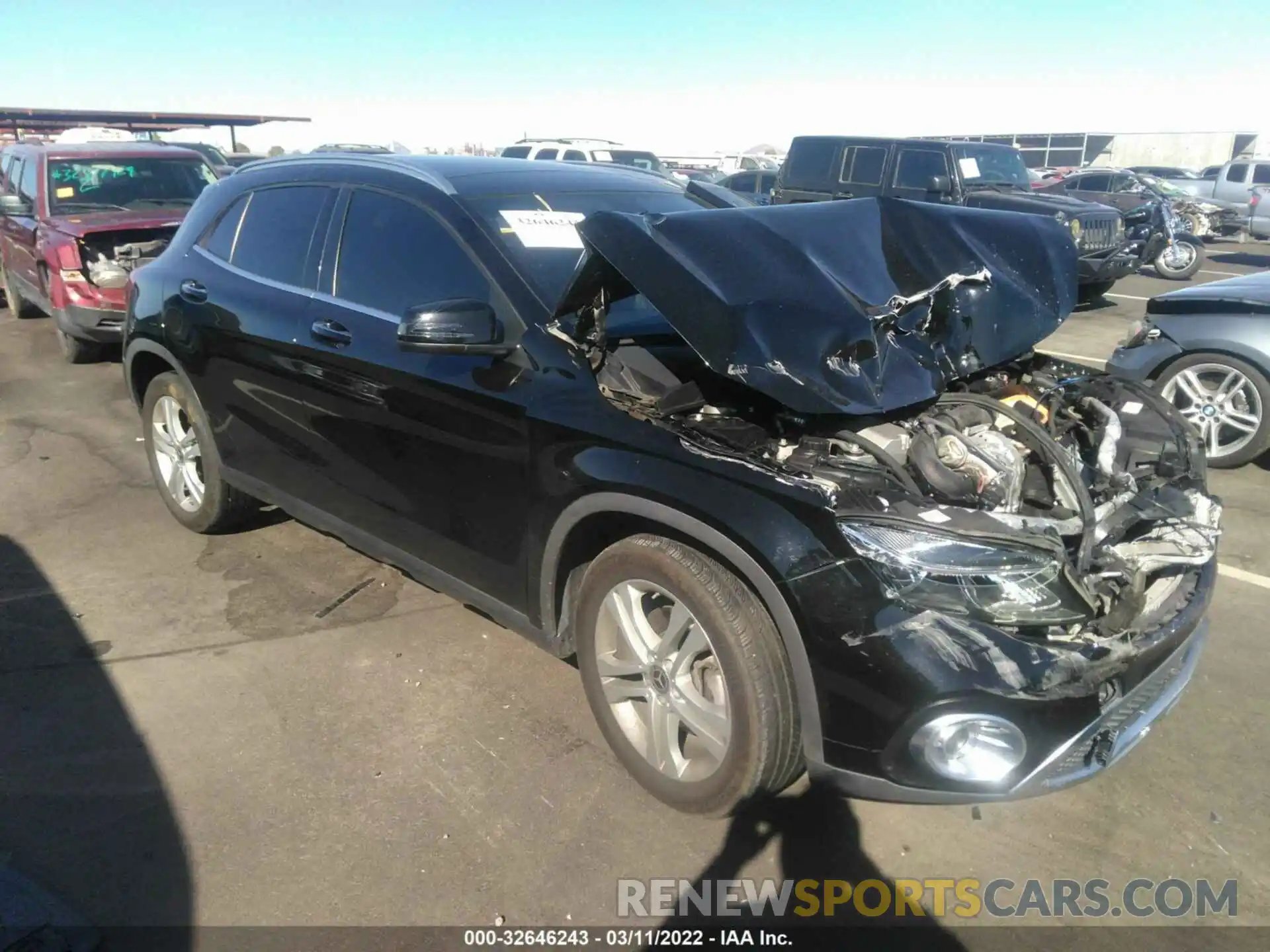 1 Photograph of a damaged car WDCTG4GB3KU018862 MERCEDES-BENZ GLA 2019