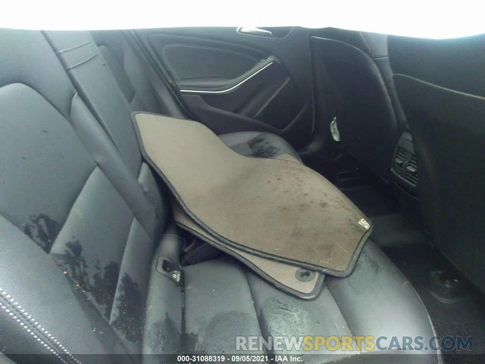 8 Photograph of a damaged car WDCTG4GB4KJ545276 MERCEDES-BENZ GLA 2019