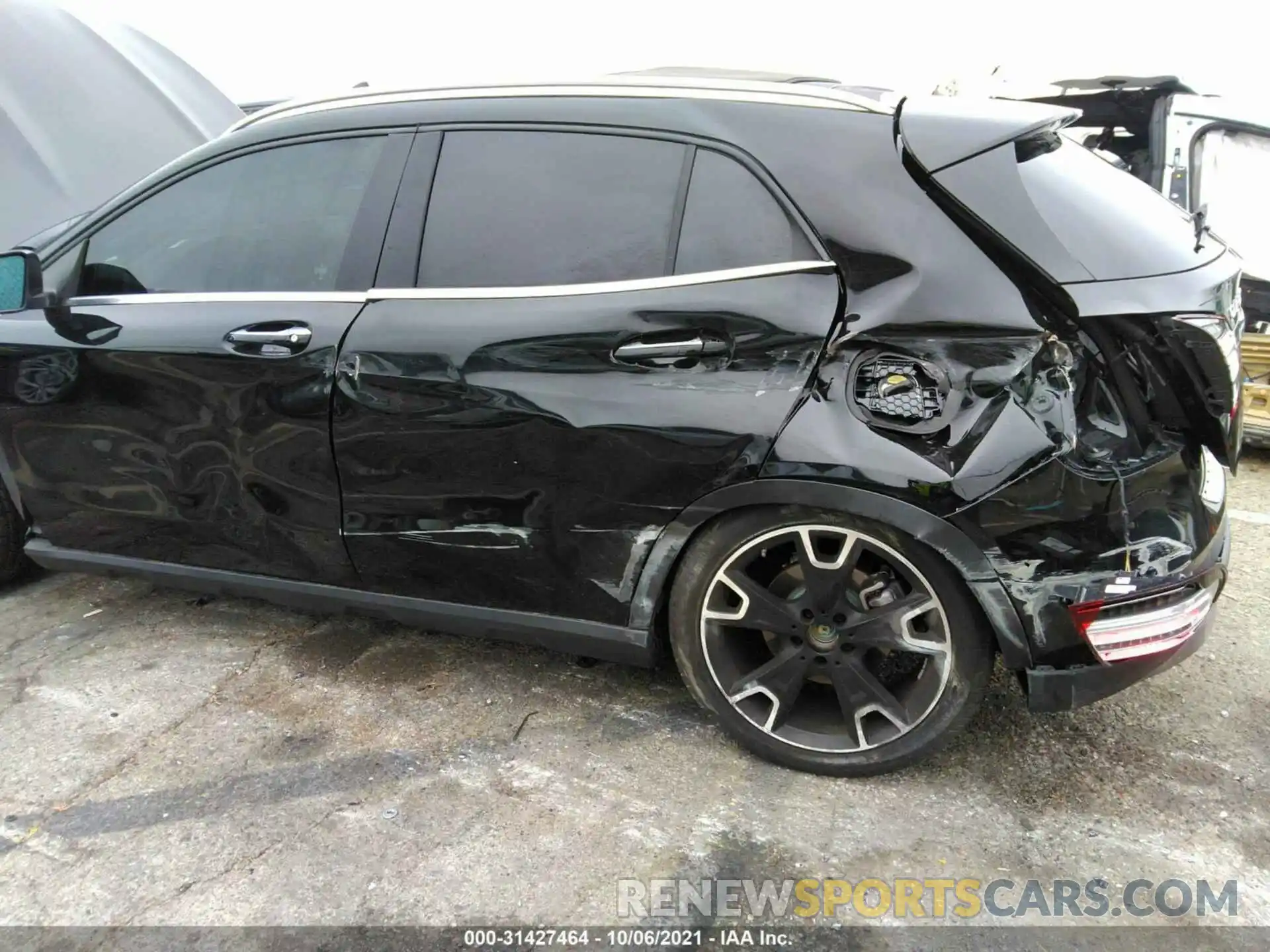 6 Photograph of a damaged car WDCTG4GB4KJ552907 MERCEDES-BENZ GLA 2019