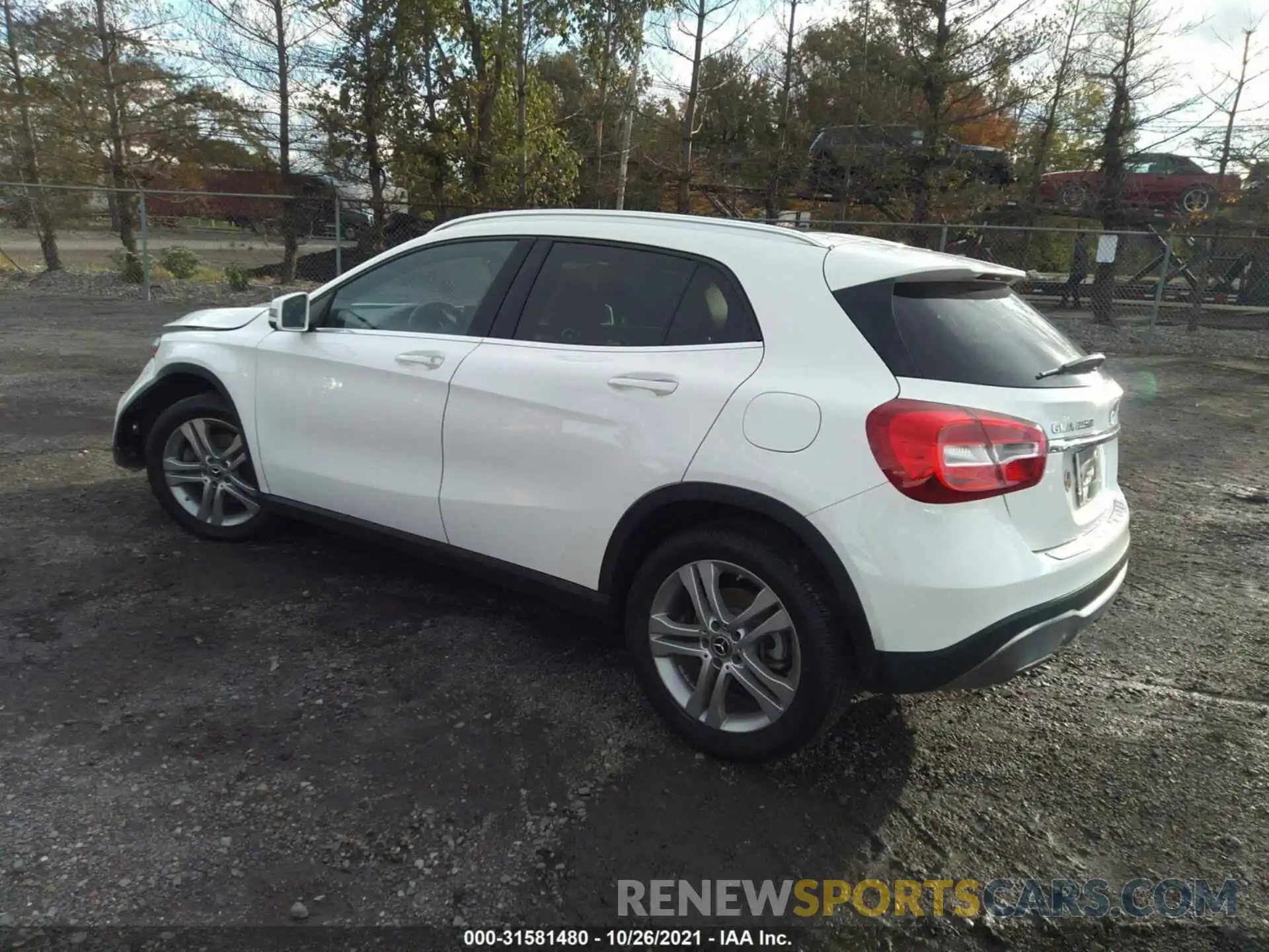 3 Фотография поврежденного автомобиля WDCTG4GB4KU008700 MERCEDES-BENZ GLA 2019