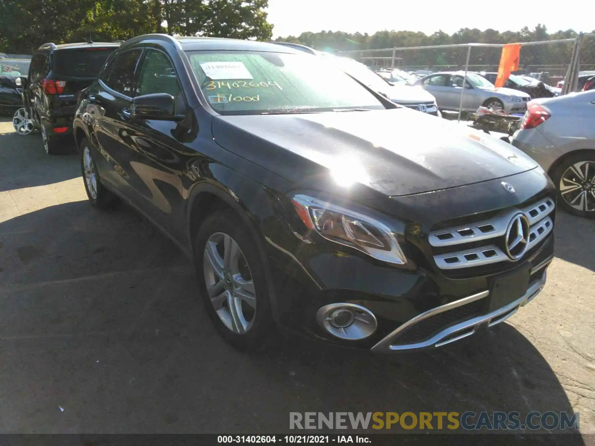 1 Photograph of a damaged car WDCTG4GB4KU008924 MERCEDES-BENZ GLA 2019