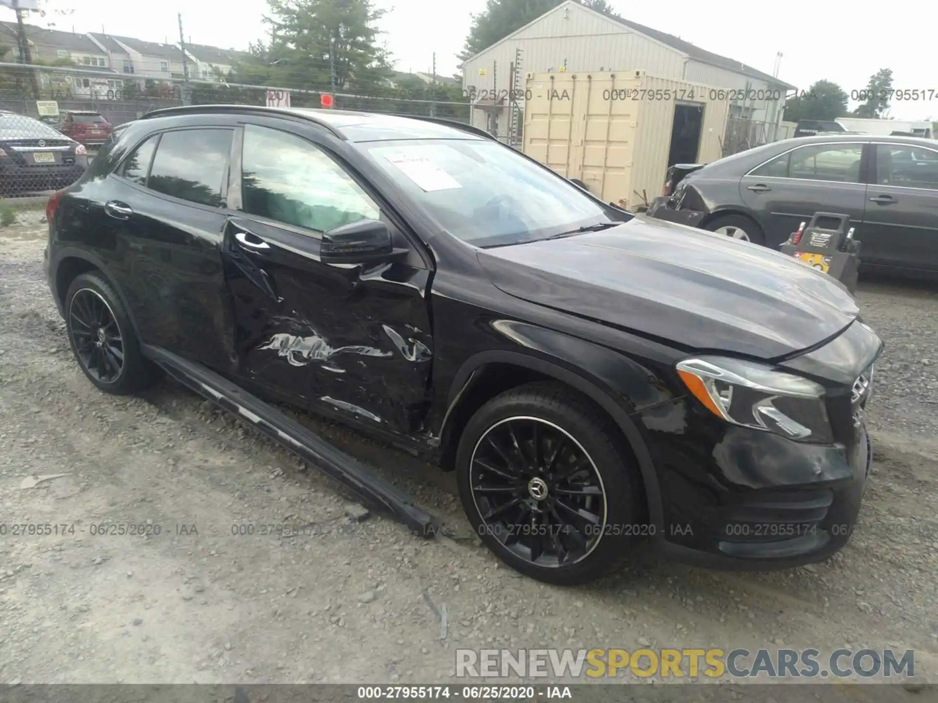 1 Photograph of a damaged car WDCTG4GB4KU012343 MERCEDES-BENZ GLA 2019