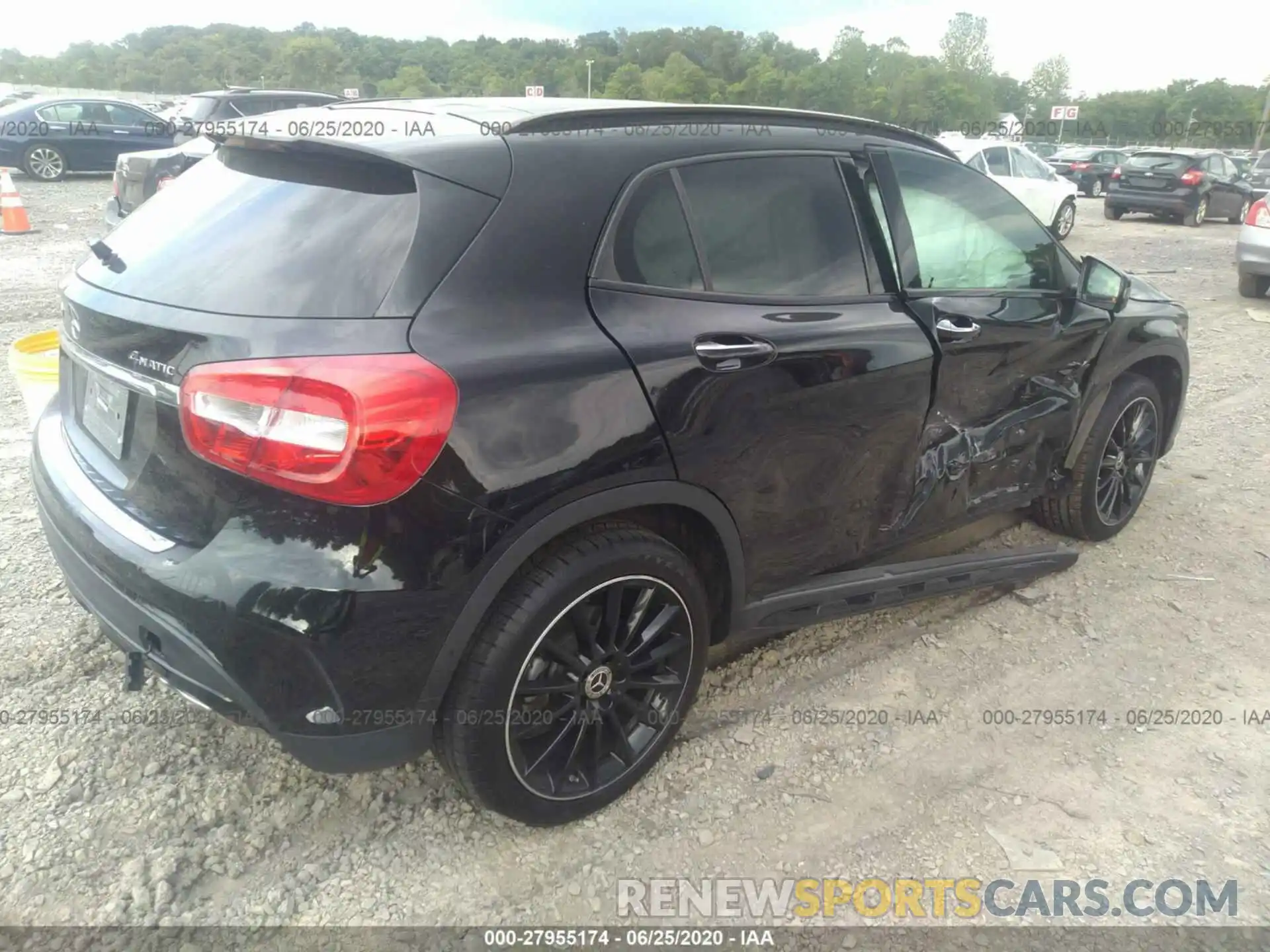 4 Photograph of a damaged car WDCTG4GB4KU012343 MERCEDES-BENZ GLA 2019